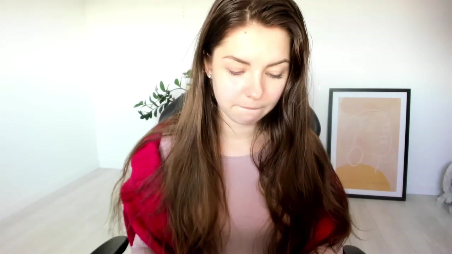 Gallery image thumbnail from Miriam_Mills's myfreecams stream on, 03/30/2023, 09:28 image 15 of 20
