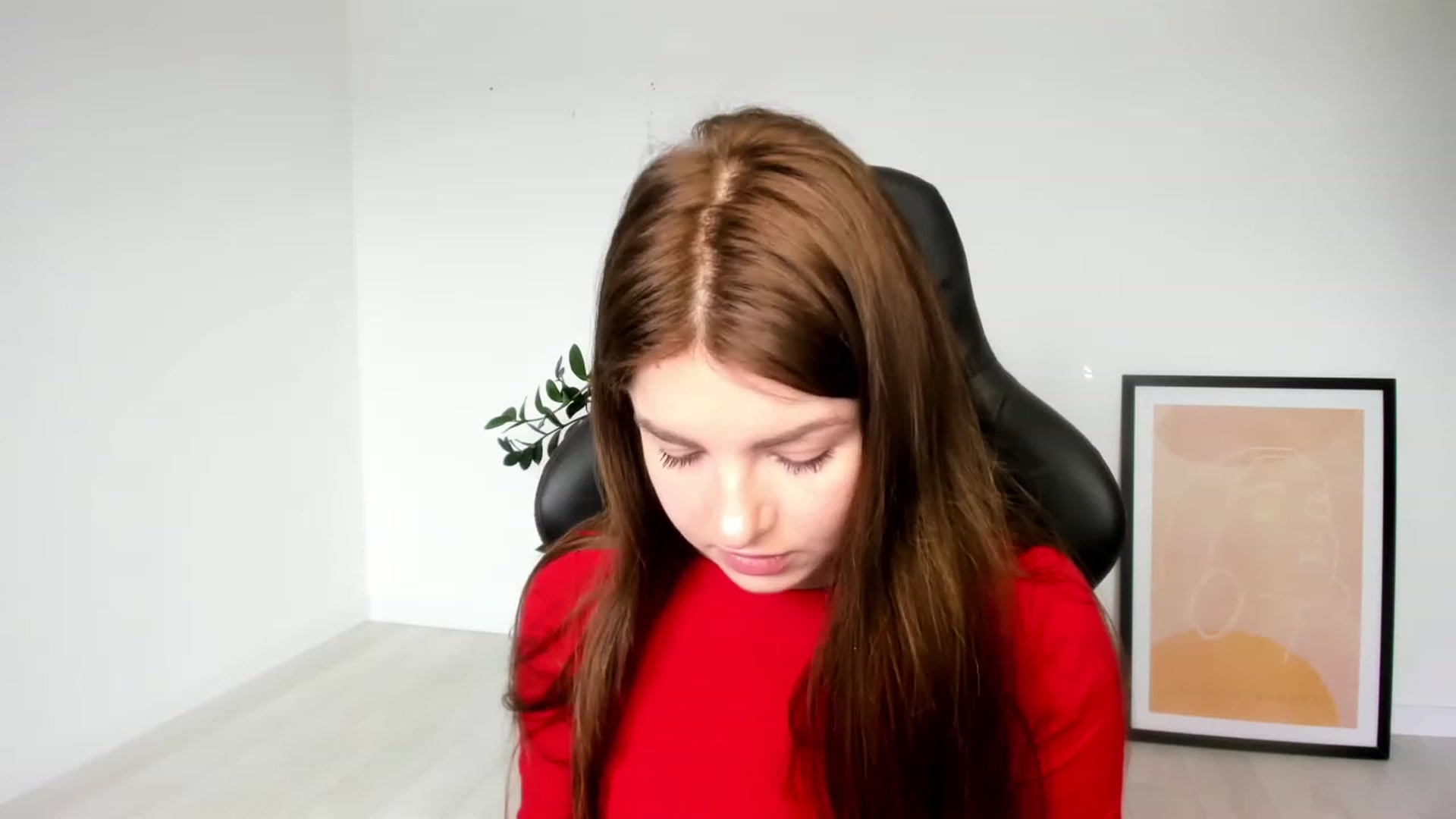 Gallery image thumbnail from Miriam_Mills's myfreecams stream on, 04/03/2023, 07:59 image 15 of 20