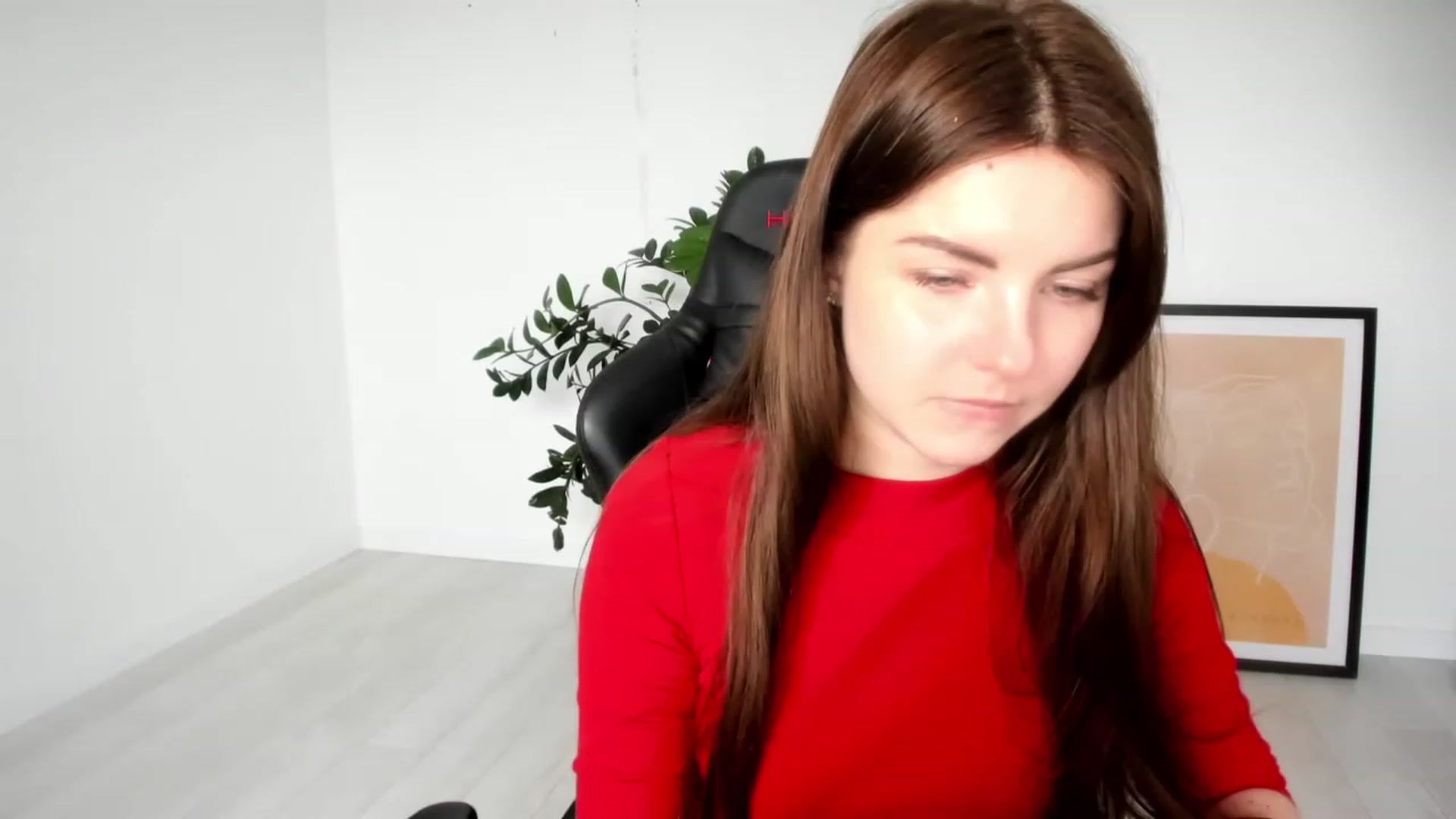 Gallery image thumbnail from Miriam_Mills's myfreecams stream on, 04/03/2023, 11:11 image 13 of 20