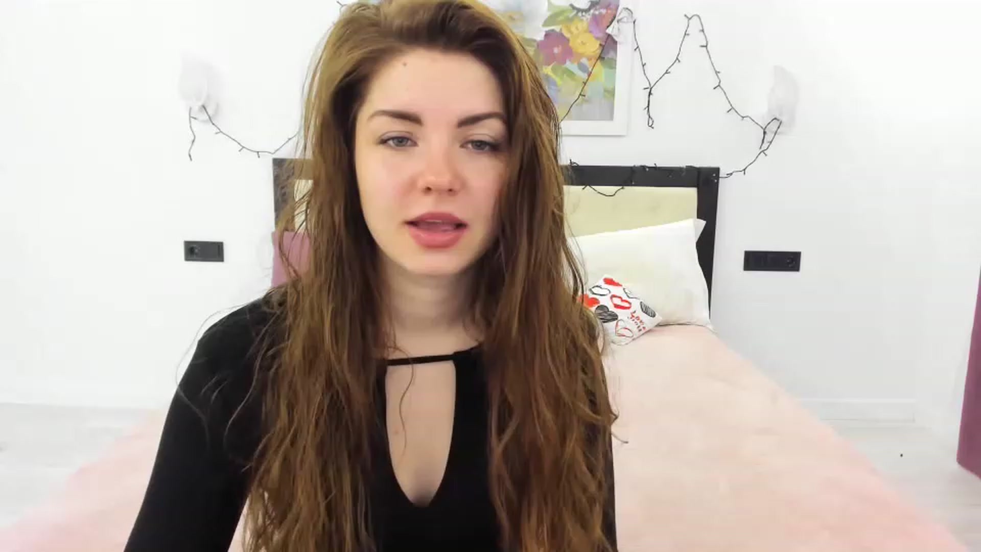 Gallery image thumbnail from Miriam_Mills's myfreecams stream on, 04/10/2023, 07:07 image 11 of 20