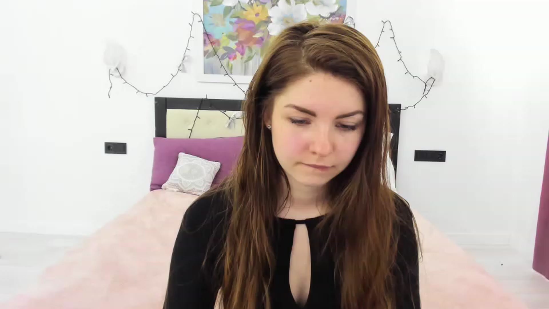 Gallery image thumbnail from Miriam_Mills's myfreecams stream on, 04/10/2023, 09:10 image 10 of 20