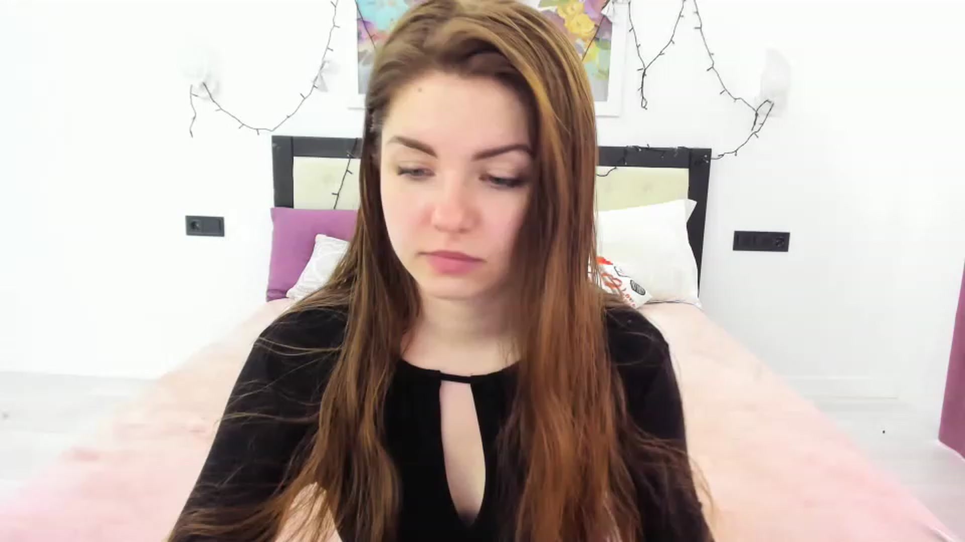 Gallery image thumbnail from Miriam_Mills's myfreecams stream on, 04/10/2023, 11:00 image 11 of 20