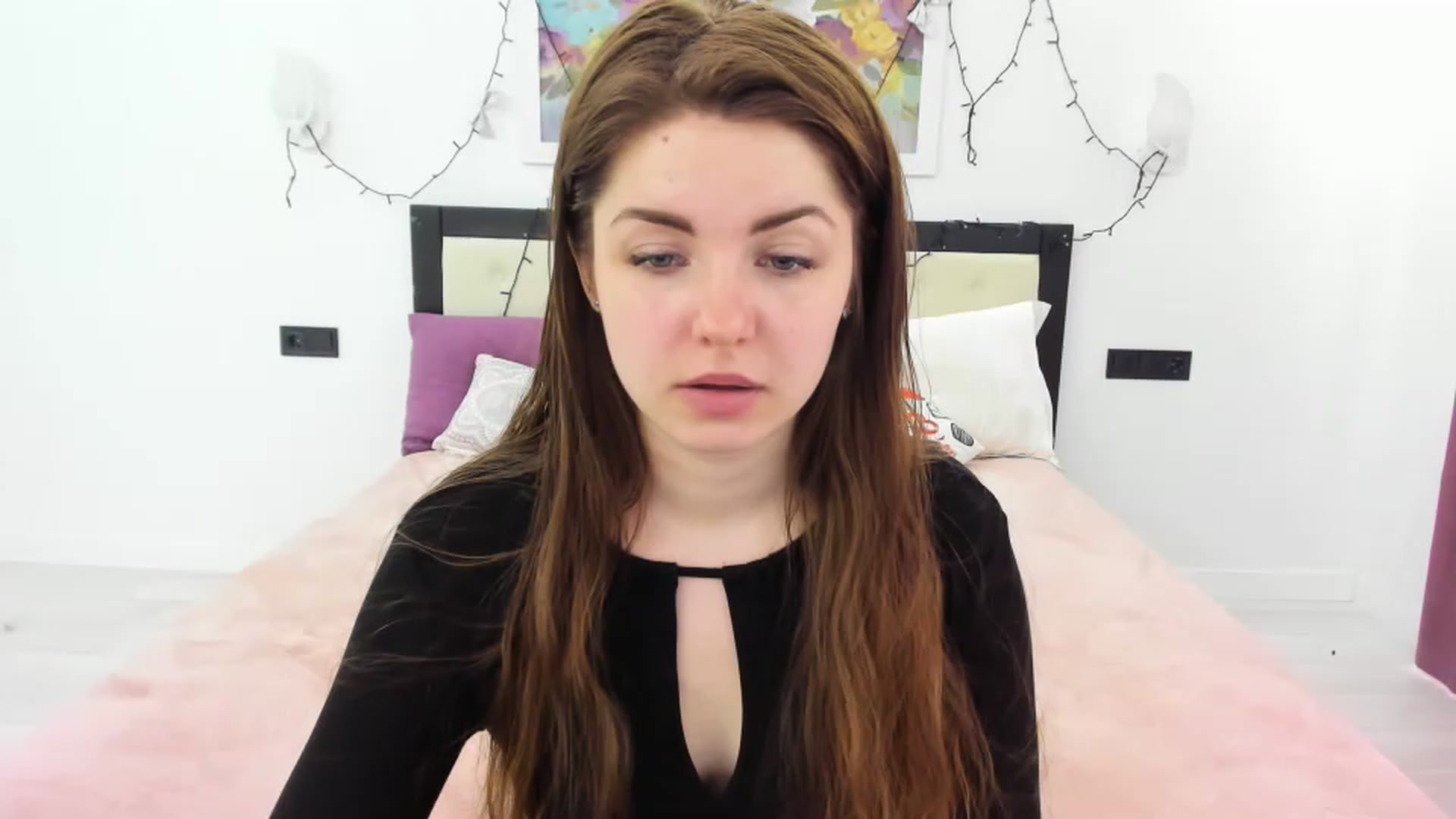 Gallery image thumbnail from Miriam_Mills's myfreecams stream on, 04/10/2023, 11:00 image 12 of 20