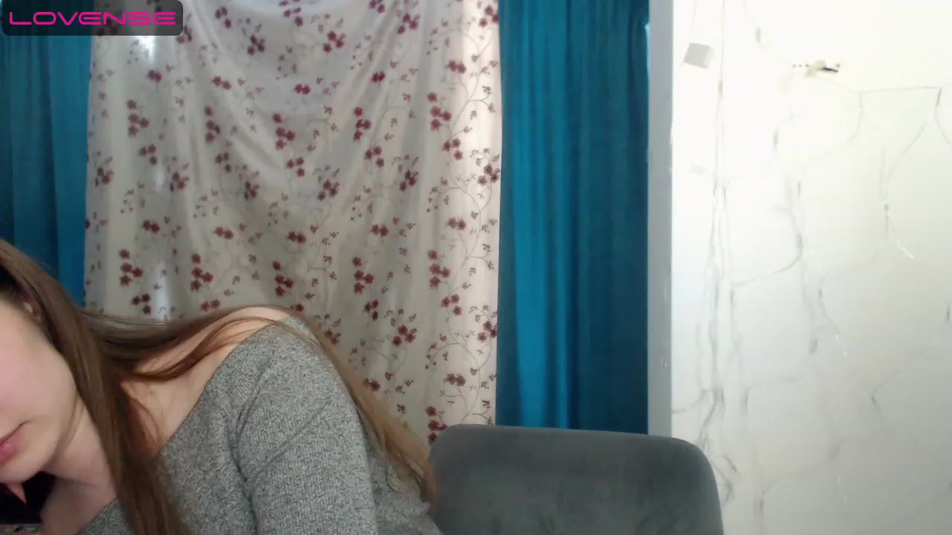 Gallery image thumbnail from Miriam_Mills's myfreecams stream on, 04/12/2023, 08:32 image 12 of 20