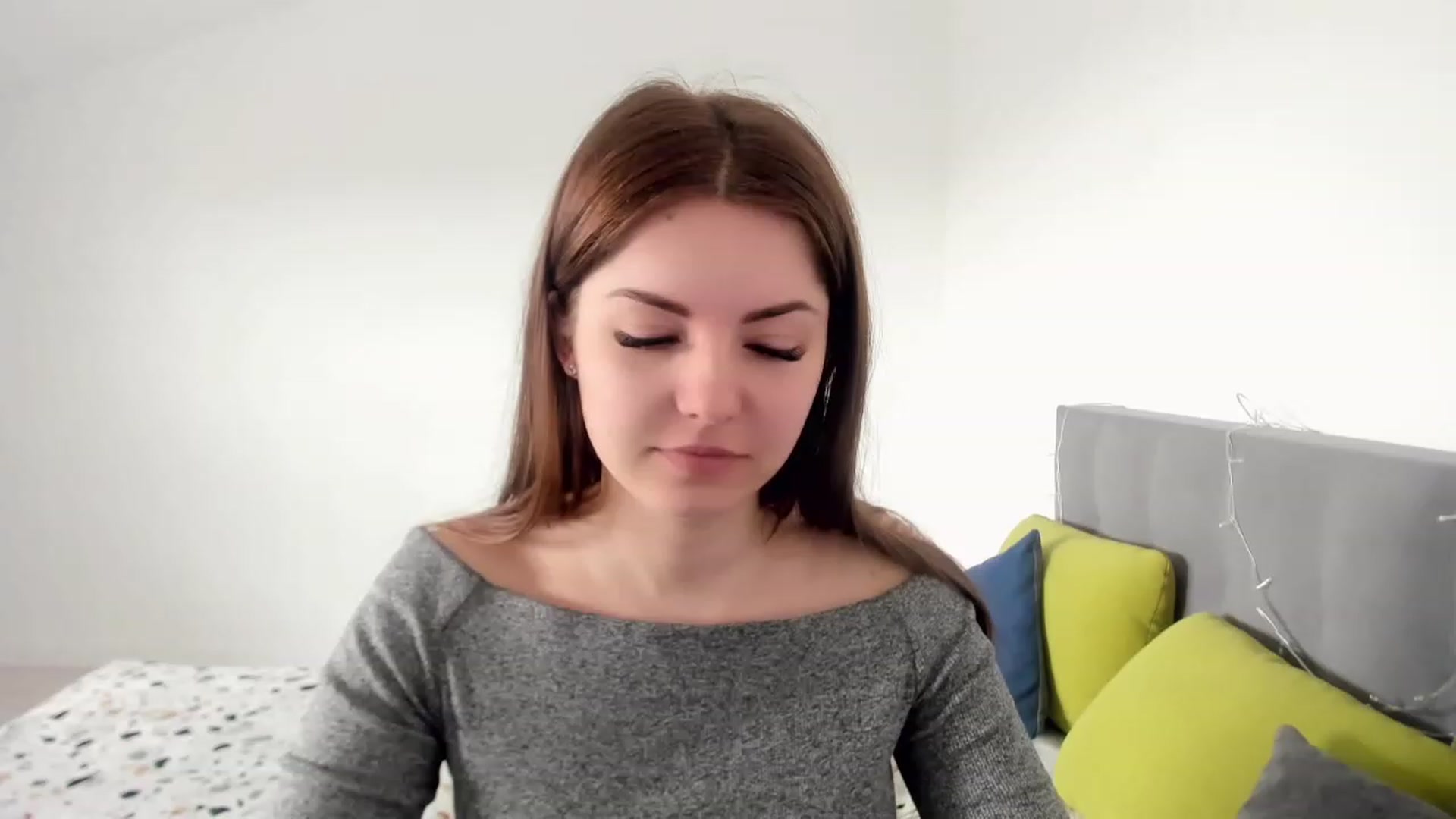 Gallery image thumbnail from Miriam_Mills's myfreecams stream on, 04/14/2023, 09:34 image 14 of 20