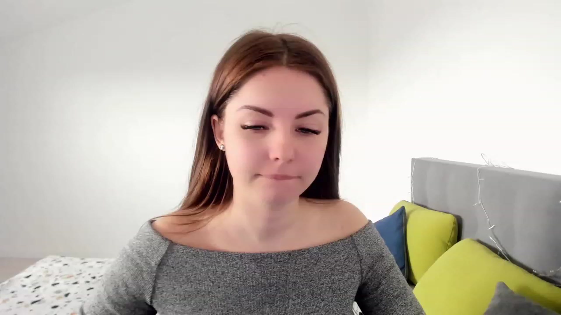 Gallery image thumbnail from Miriam_Mills's myfreecams stream on, 04/14/2023, 09:34 image 3 of 20