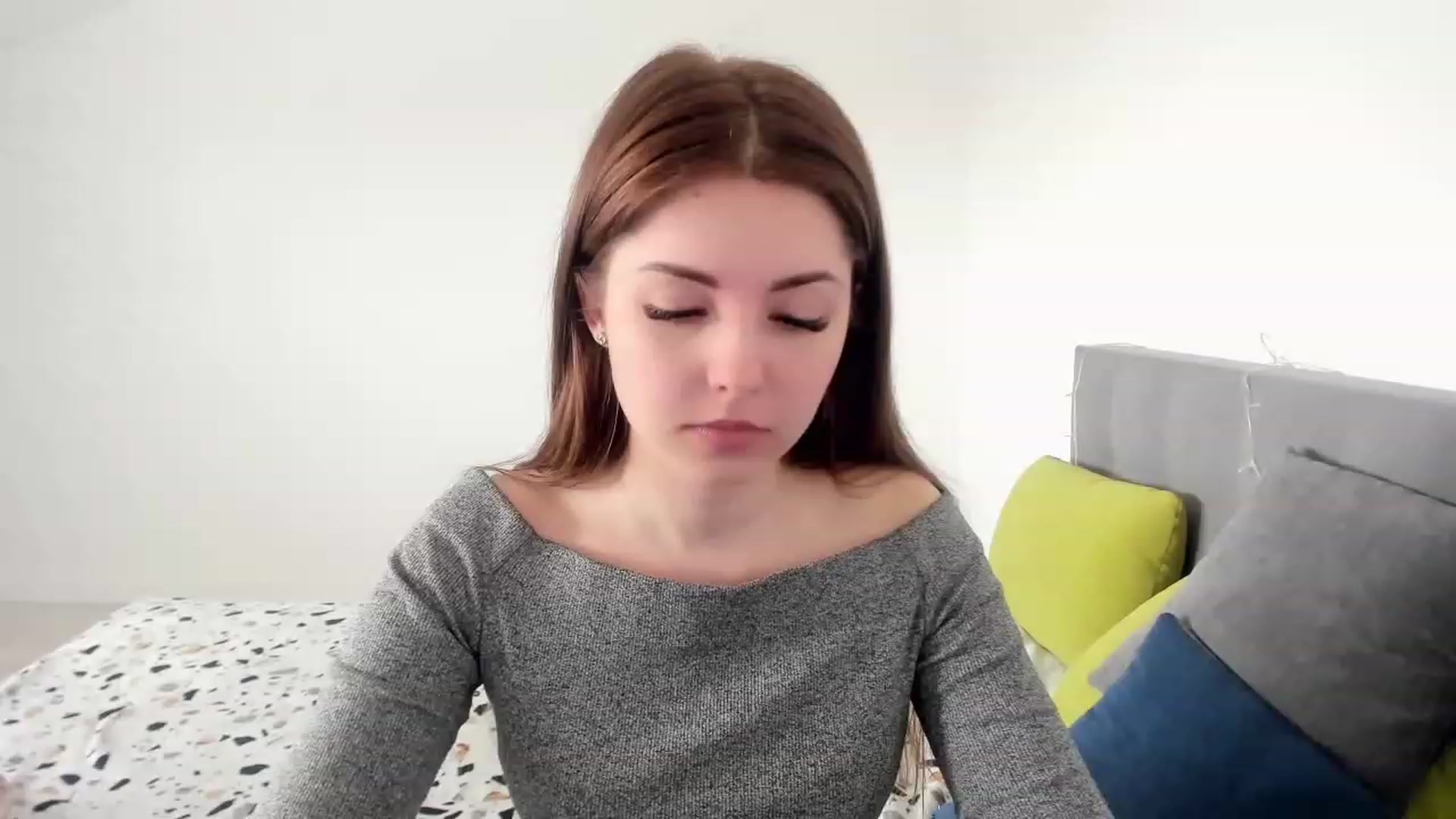 Gallery image thumbnail from Miriam_Mills's myfreecams stream on, 04/14/2023, 11:43 image 16 of 20