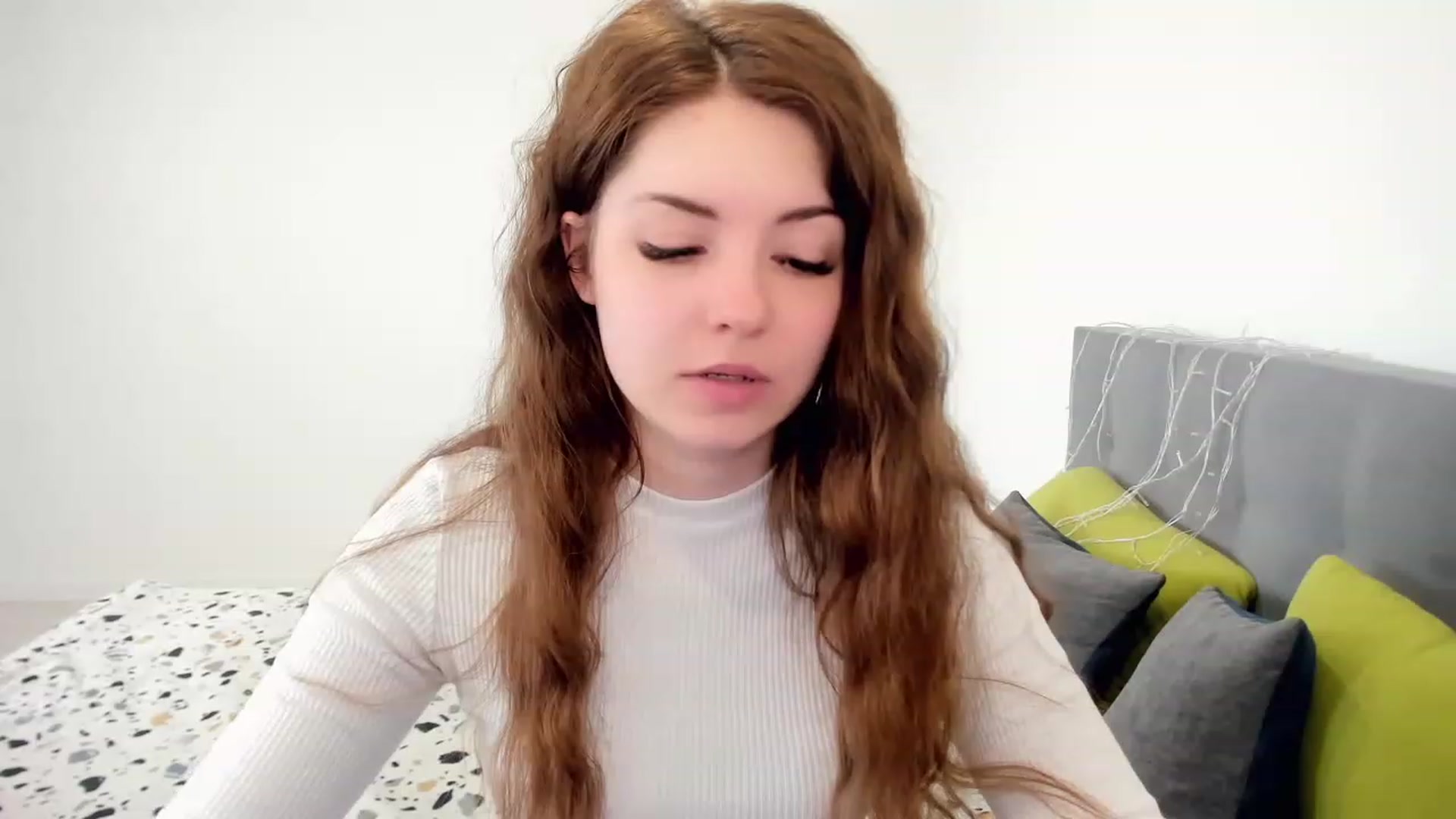 Gallery image thumbnail from Miriam_Mills's myfreecams stream on, 04/17/2023, 09:27 image 20 of 20