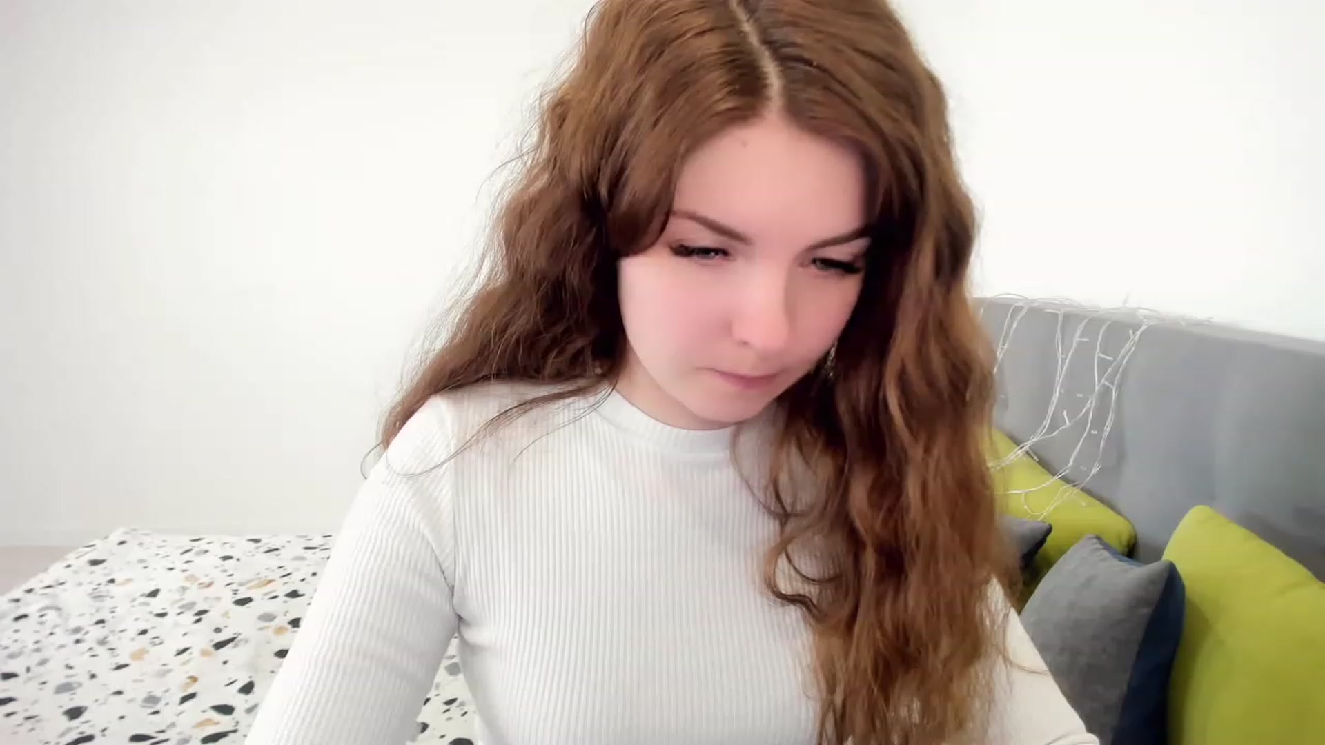 Gallery image thumbnail from Miriam_Mills's myfreecams stream on, 04/17/2023, 09:27 image 14 of 20
