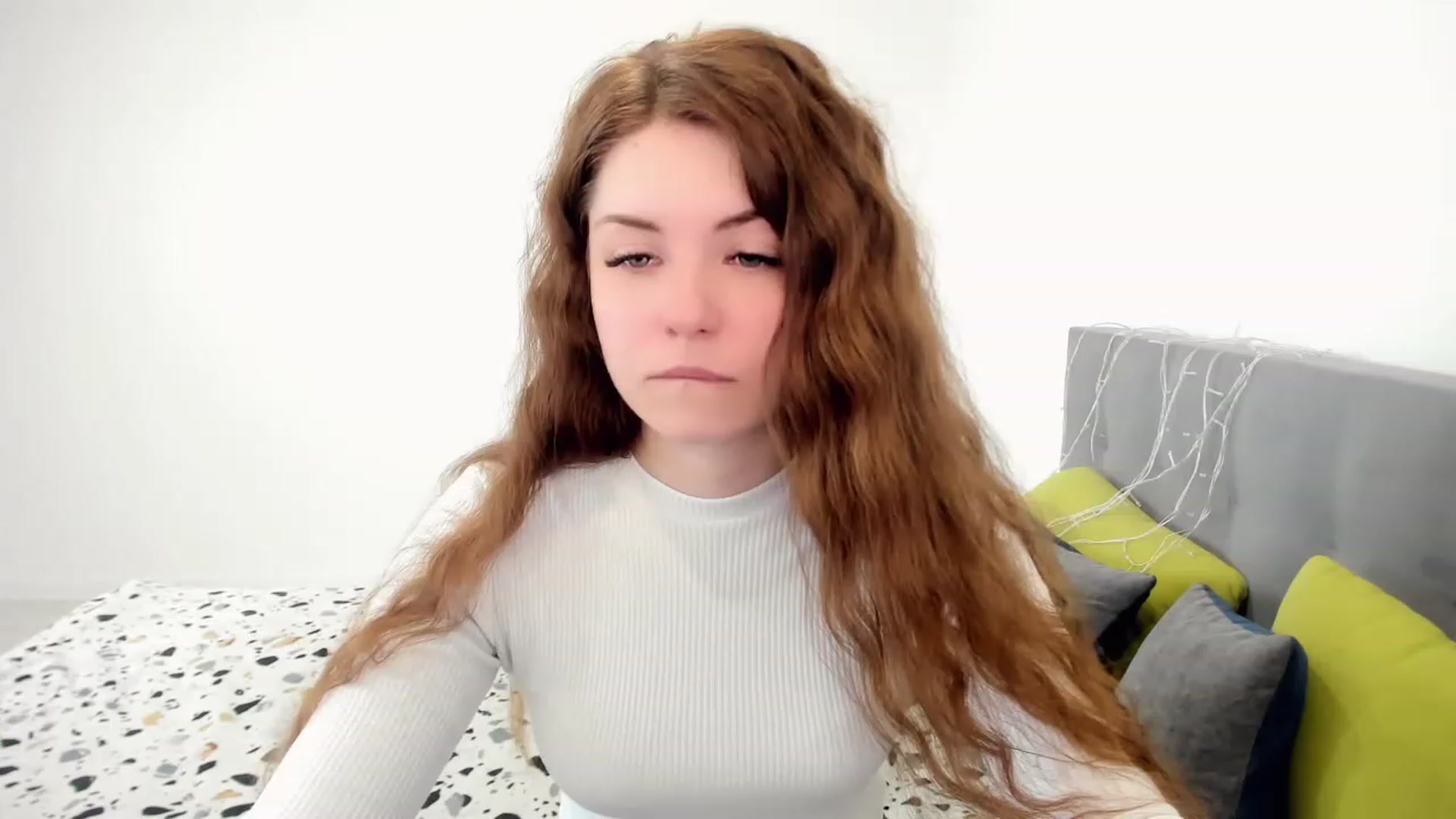Gallery image thumbnail from Miriam_Mills's myfreecams stream on, 04/17/2023, 09:27 image 13 of 20