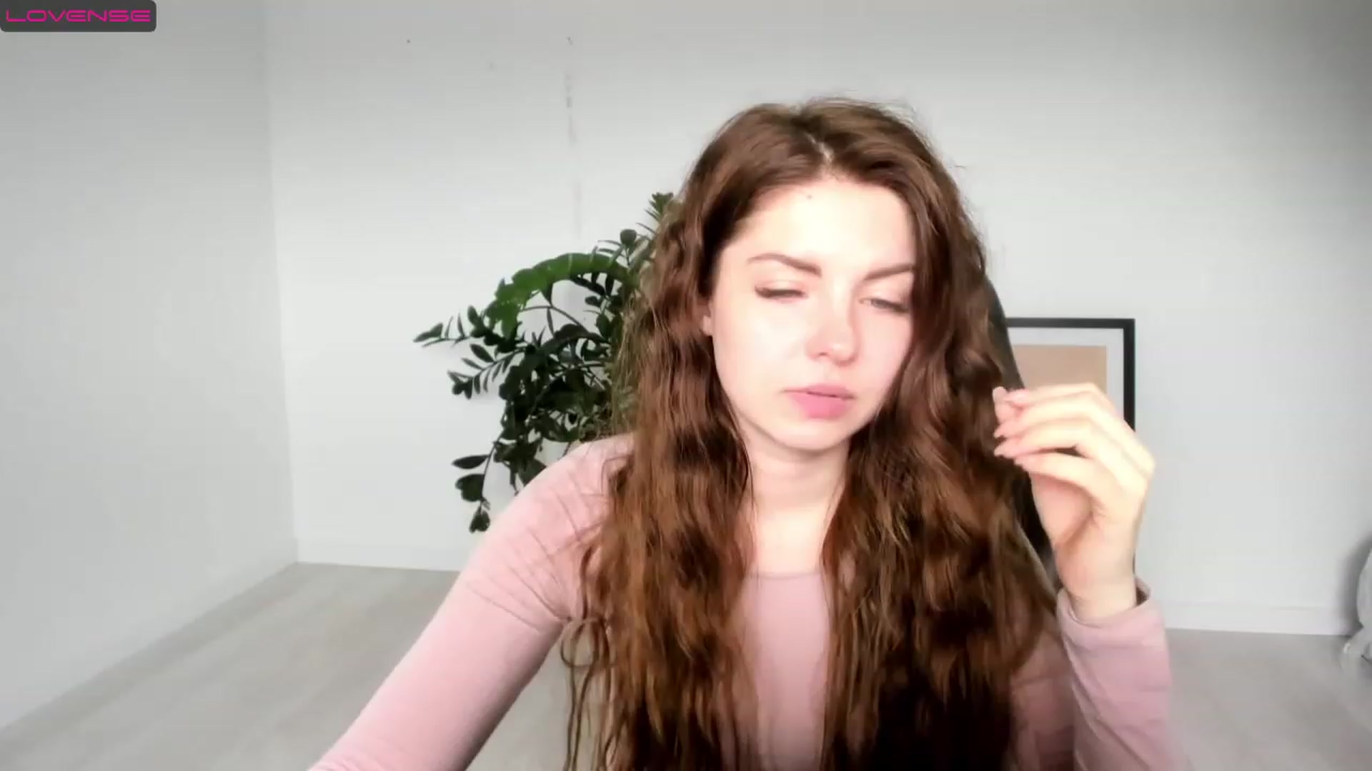 Gallery image thumbnail from Miriam_Mills's myfreecams stream on, 04/18/2023, 11:41 image 4 of 20