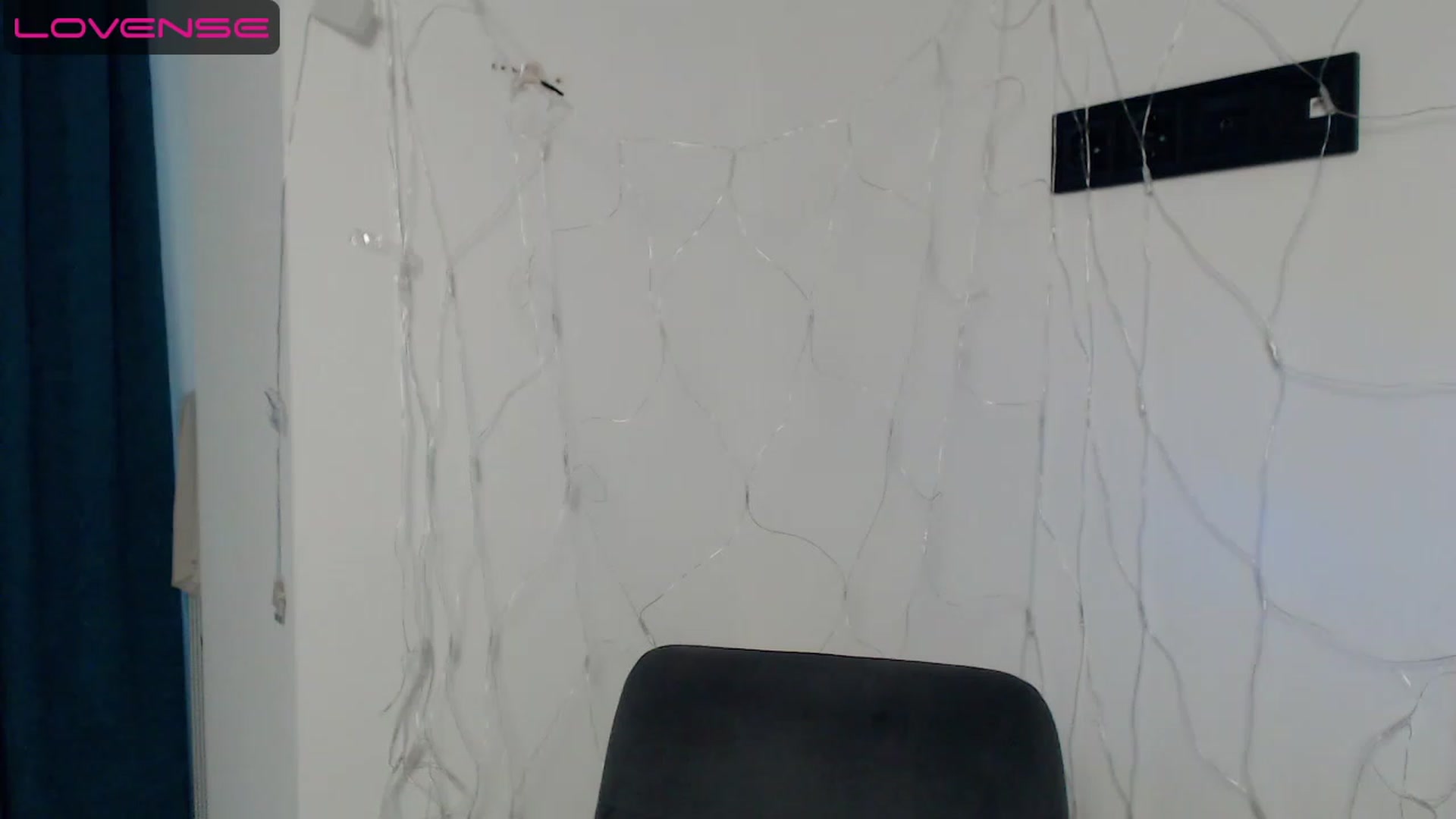 Gallery image thumbnail from Miriam_Mills's myfreecams stream on, 04/26/2023, 09:38 image 18 of 20