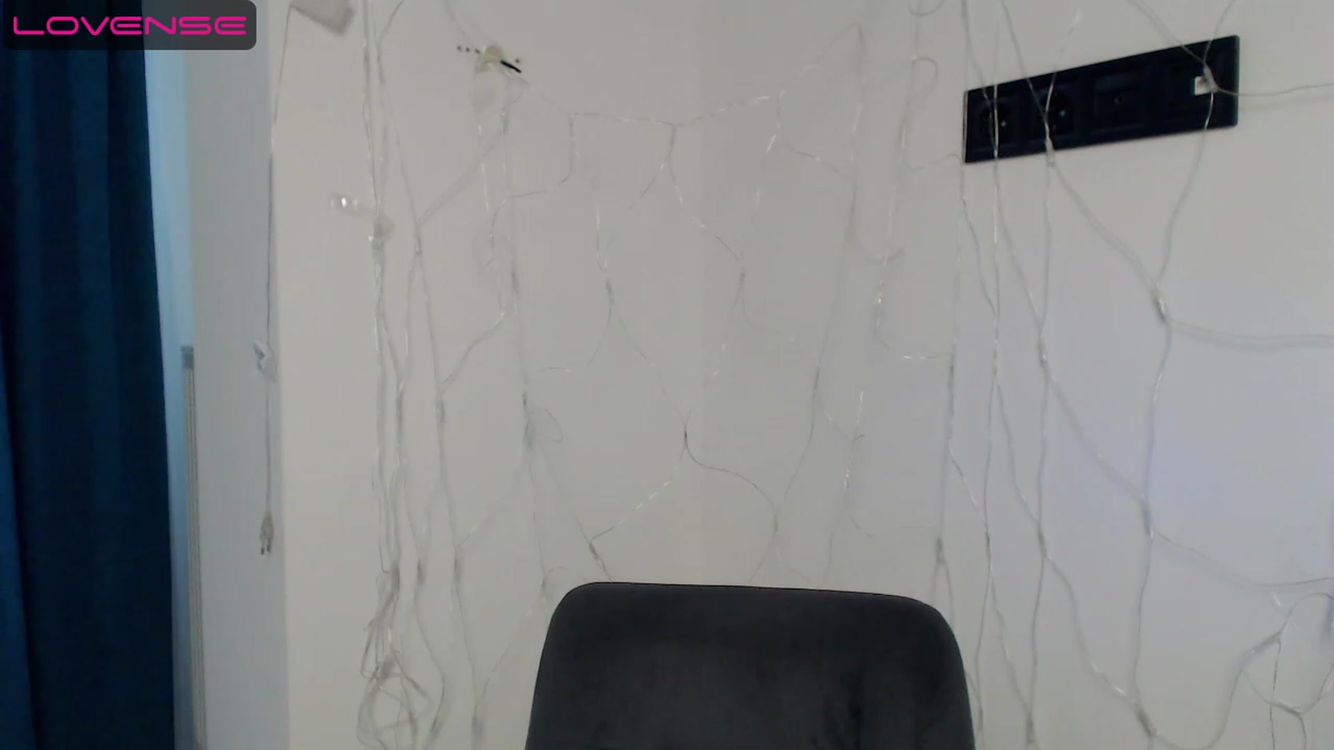 Gallery image thumbnail from Miriam_Mills's myfreecams stream on, 04/29/2023, 09:00 image 6 of 20