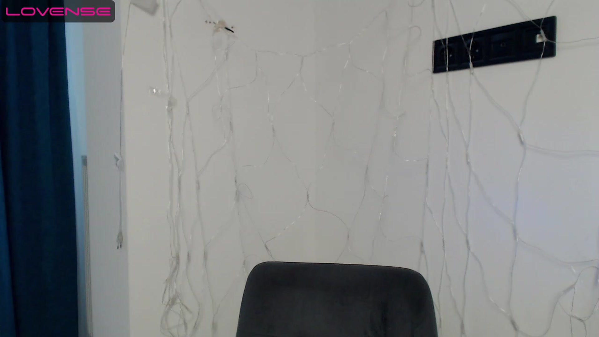 Gallery image thumbnail from Miriam_Mills's myfreecams stream on, 04/29/2023, 09:00 image 7 of 20