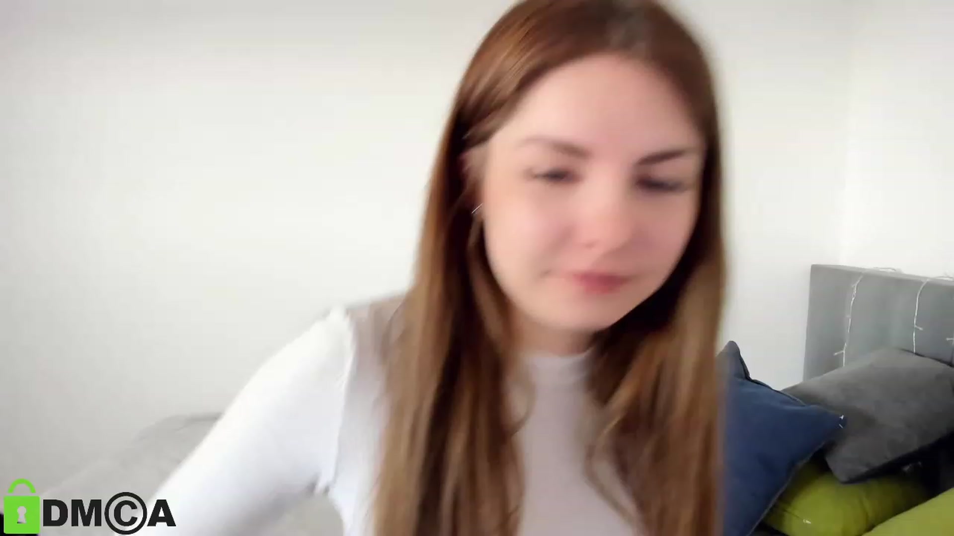 Gallery image thumbnail from Miriam_Mills's myfreecams stream on, 05/01/2023, 08:22 image 17 of 20