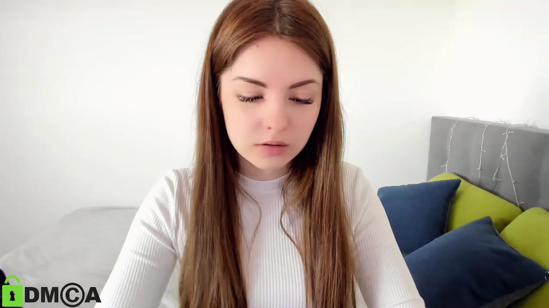 Gallery image thumbnail from Miriam_Mills's myfreecams stream on, 05/01/2023, 09:05 image 20 of 20