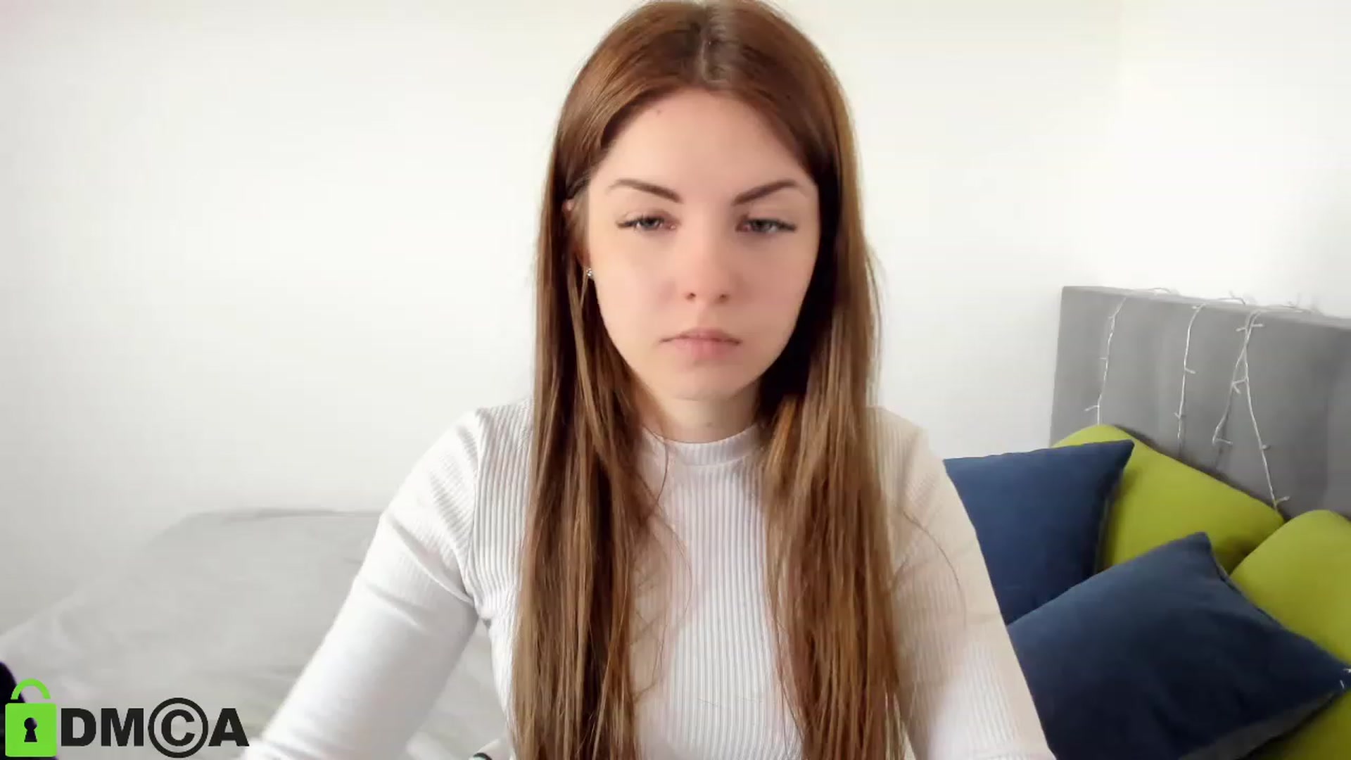 Gallery image thumbnail from Miriam_Mills's myfreecams stream on, 05/01/2023, 09:05 image 12 of 20