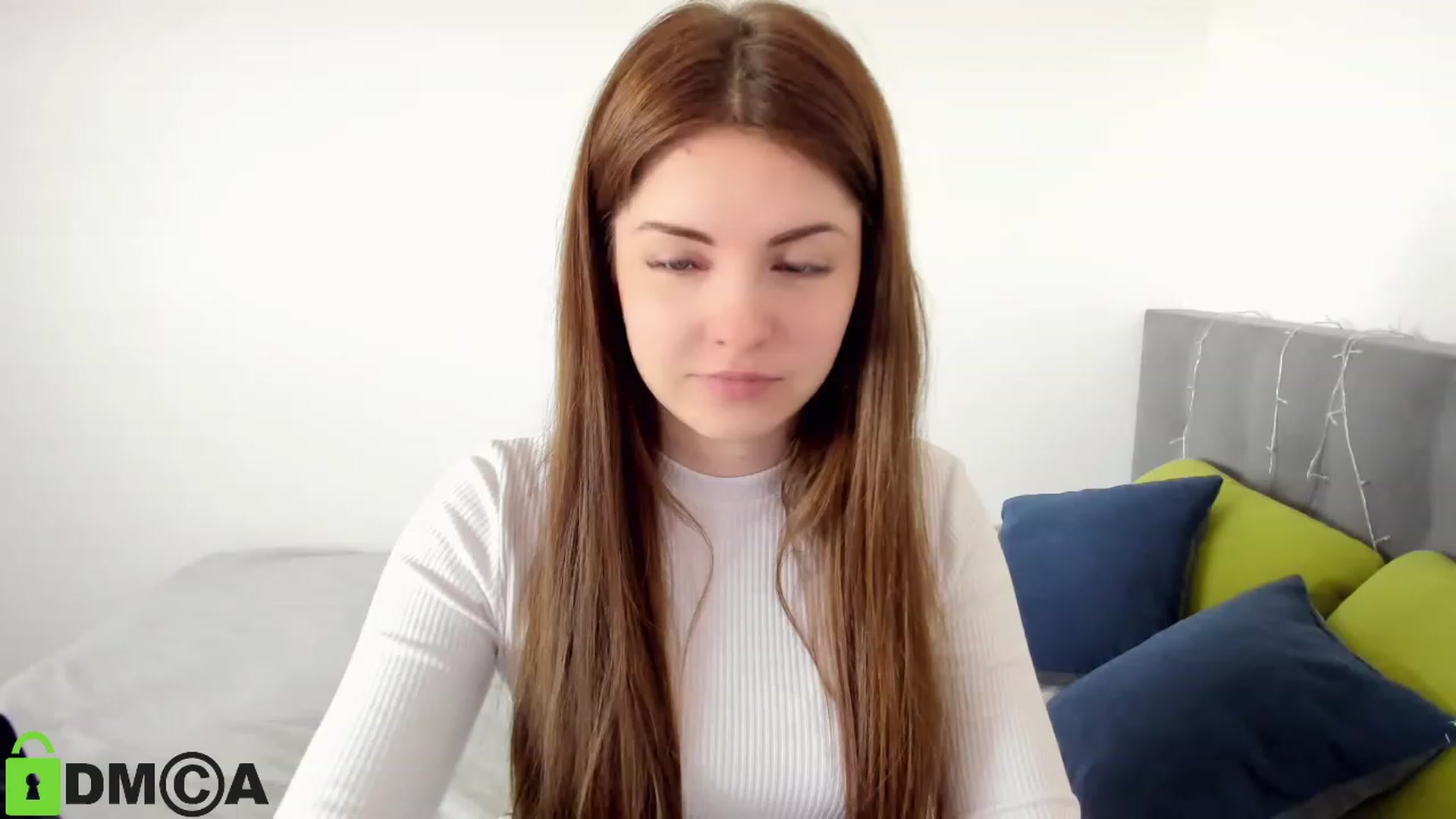 Gallery image thumbnail from Miriam_Mills's myfreecams stream on, 05/01/2023, 09:05 image 18 of 20