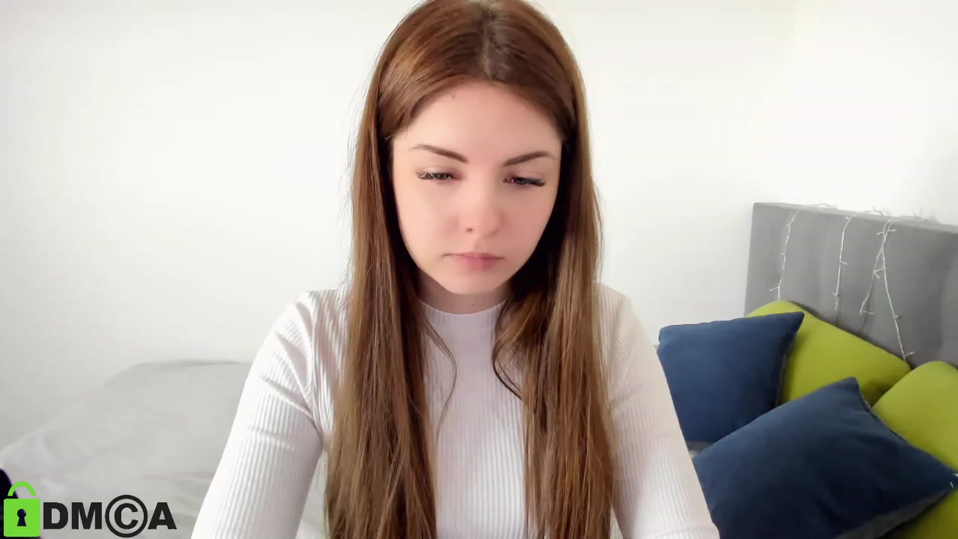 Gallery image thumbnail from Miriam_Mills's myfreecams stream on, 05/01/2023, 09:05 image 17 of 20