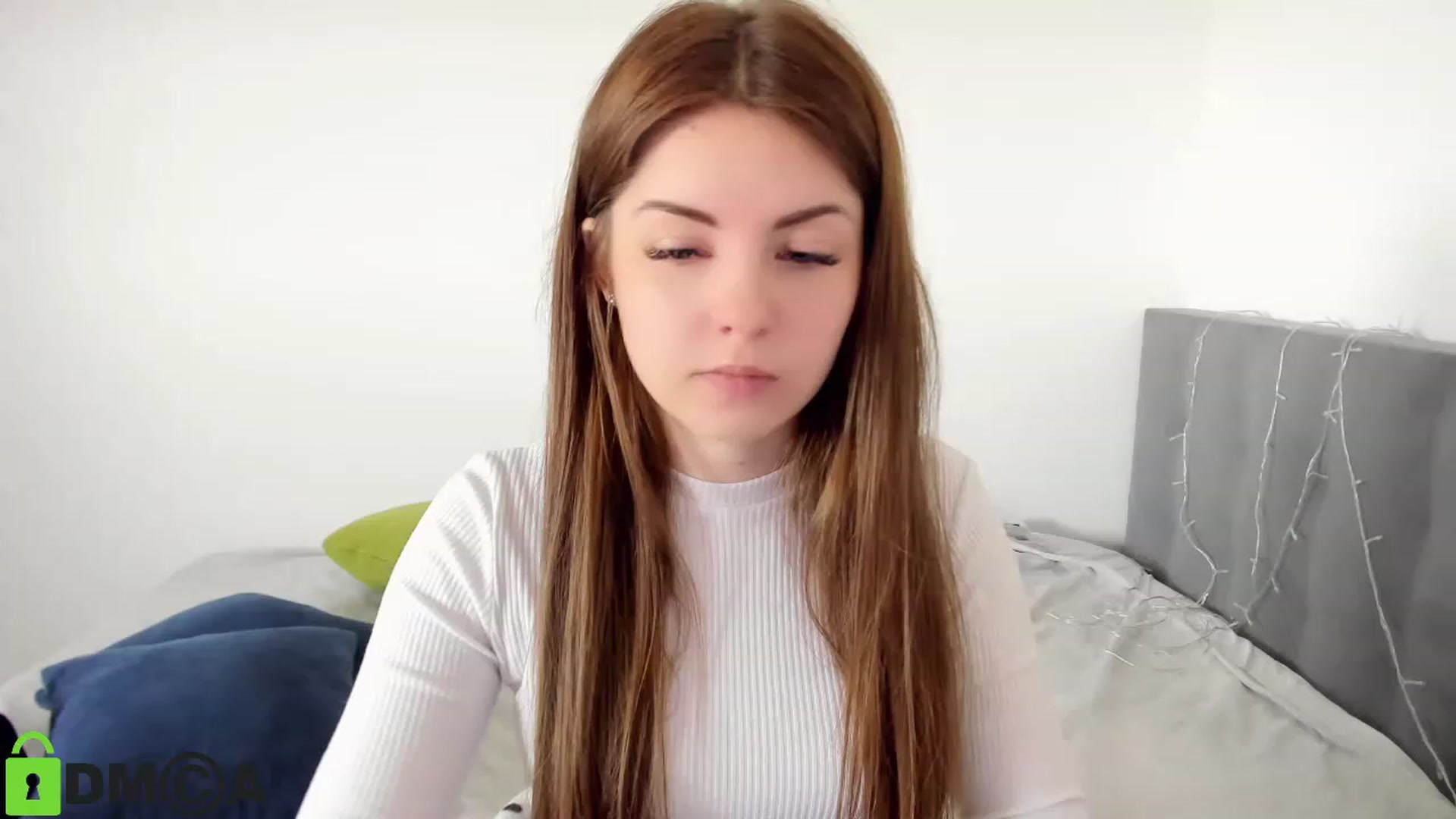 Gallery image thumbnail from Miriam_Mills's myfreecams stream on, 05/01/2023, 09:05 image 10 of 20