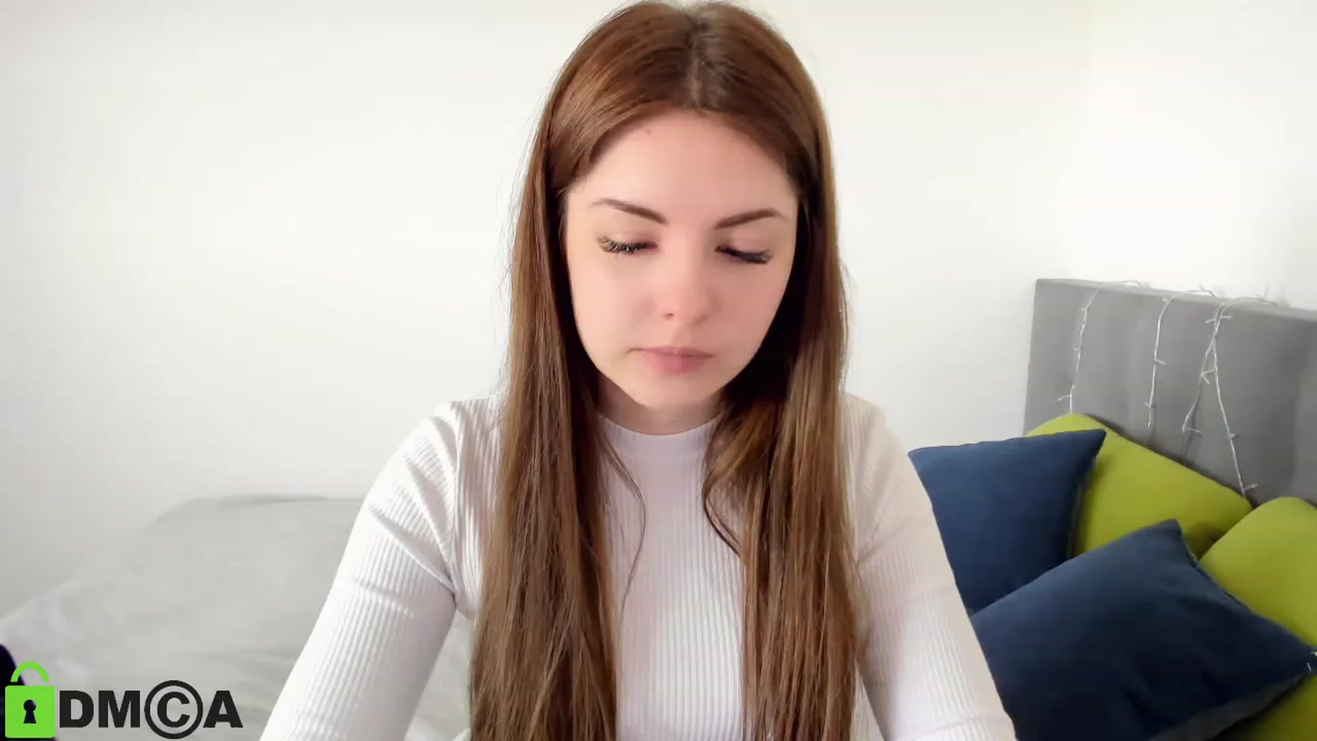 Gallery image thumbnail from Miriam_Mills's myfreecams stream on, 05/01/2023, 09:05 image 16 of 20