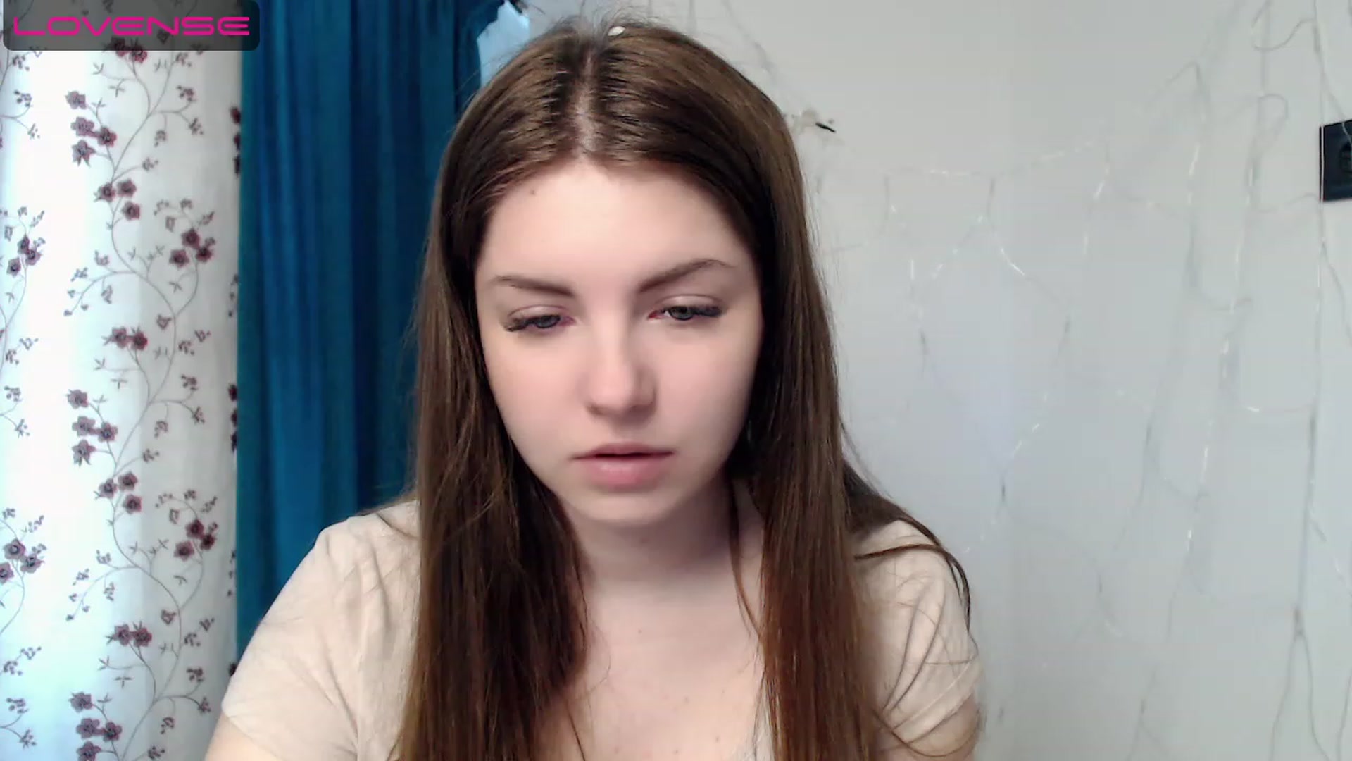 Gallery image thumbnail from Miriam_Mills's myfreecams stream on, 05/03/2023, 07:47 image 6 of 20