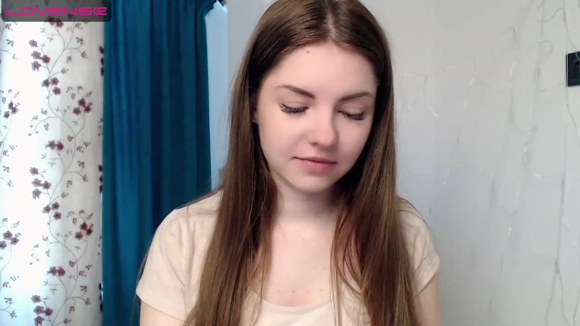 Gallery image thumbnail from Miriam_Mills's myfreecams stream on, 05/03/2023, 07:47 image 16 of 20
