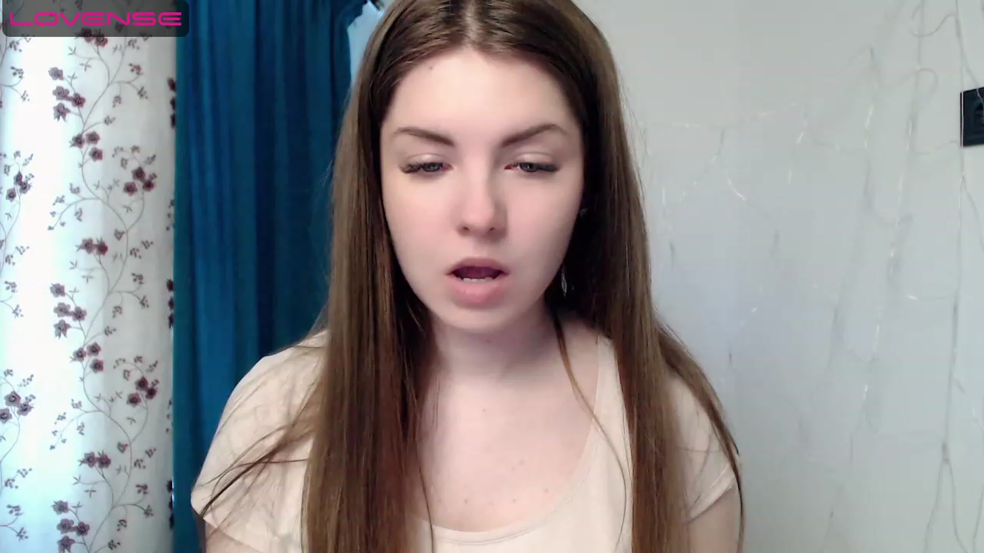 Gallery image thumbnail from Miriam_Mills's myfreecams stream on, 05/03/2023, 07:47 image 2 of 20