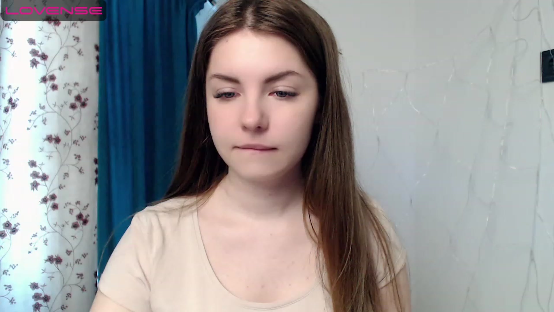 Gallery image thumbnail from Miriam_Mills's myfreecams stream on, 05/03/2023, 07:47 image 13 of 20