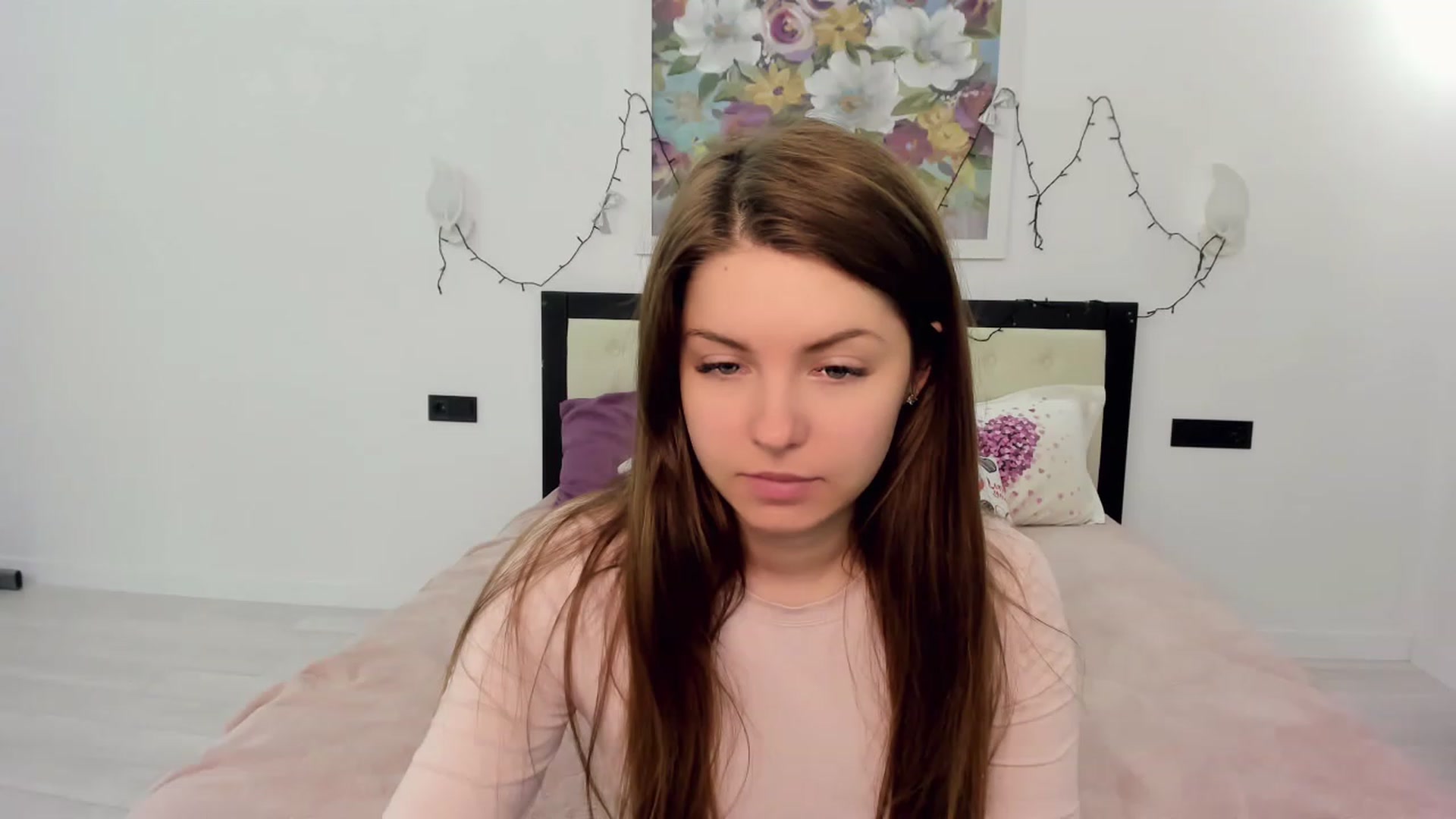 Gallery image thumbnail from Miriam_Mills's myfreecams stream on, 05/04/2023, 09:37 image 2 of 20