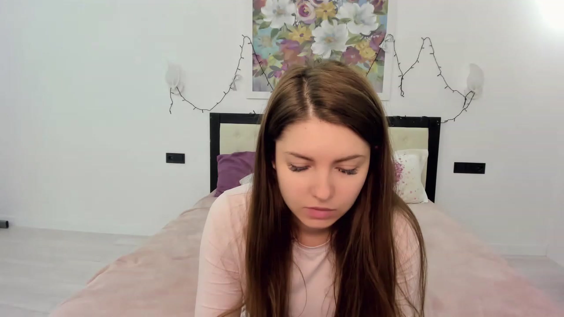 Gallery image thumbnail from Miriam_Mills's myfreecams stream on, 05/04/2023, 09:37 image 13 of 20