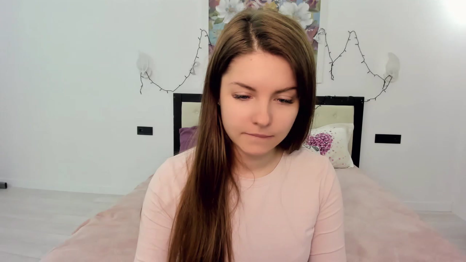 Gallery image thumbnail from Miriam_Mills's myfreecams stream on, 05/04/2023, 09:37 image 17 of 20