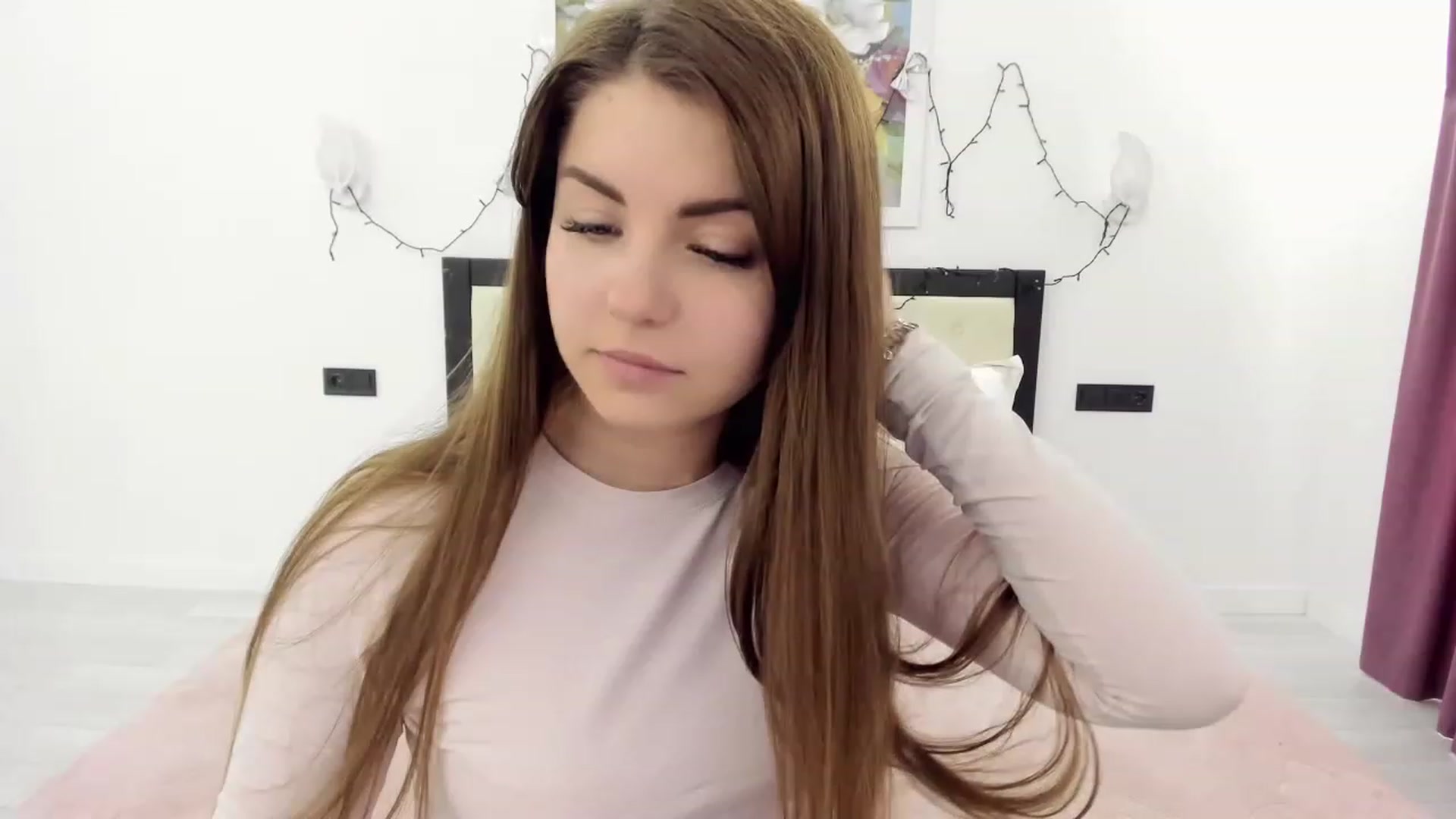 Gallery image thumbnail from Miriam_Mills's myfreecams stream on, 05/05/2023, 08:38 image 20 of 20