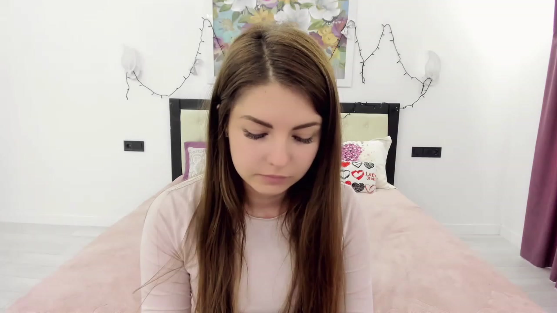 Gallery image thumbnail from Miriam_Mills's myfreecams stream on, 05/05/2023, 08:38 image 10 of 20