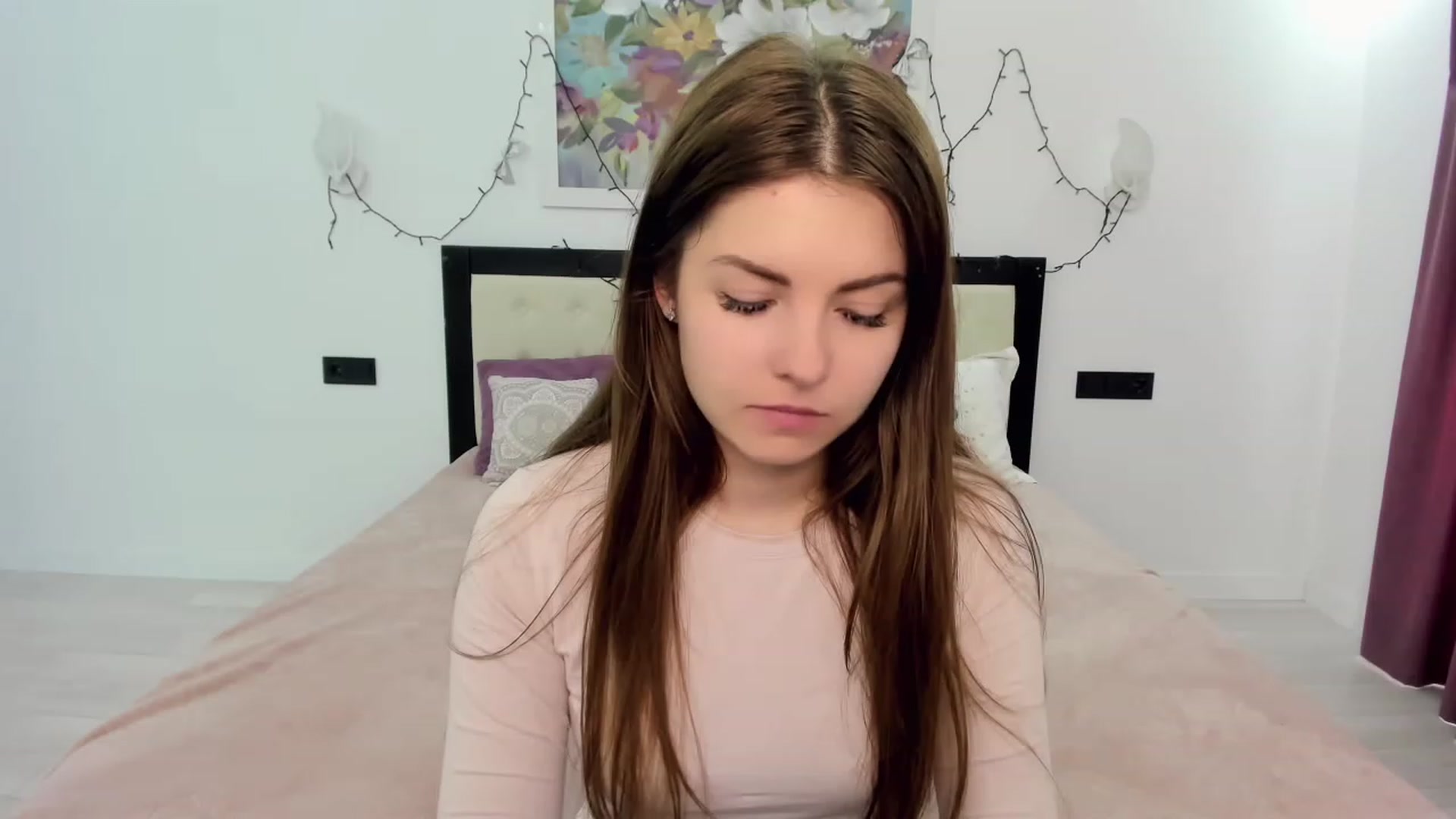Gallery image thumbnail from Miriam_Mills's myfreecams stream on, 05/05/2023, 12:06 image 20 of 20