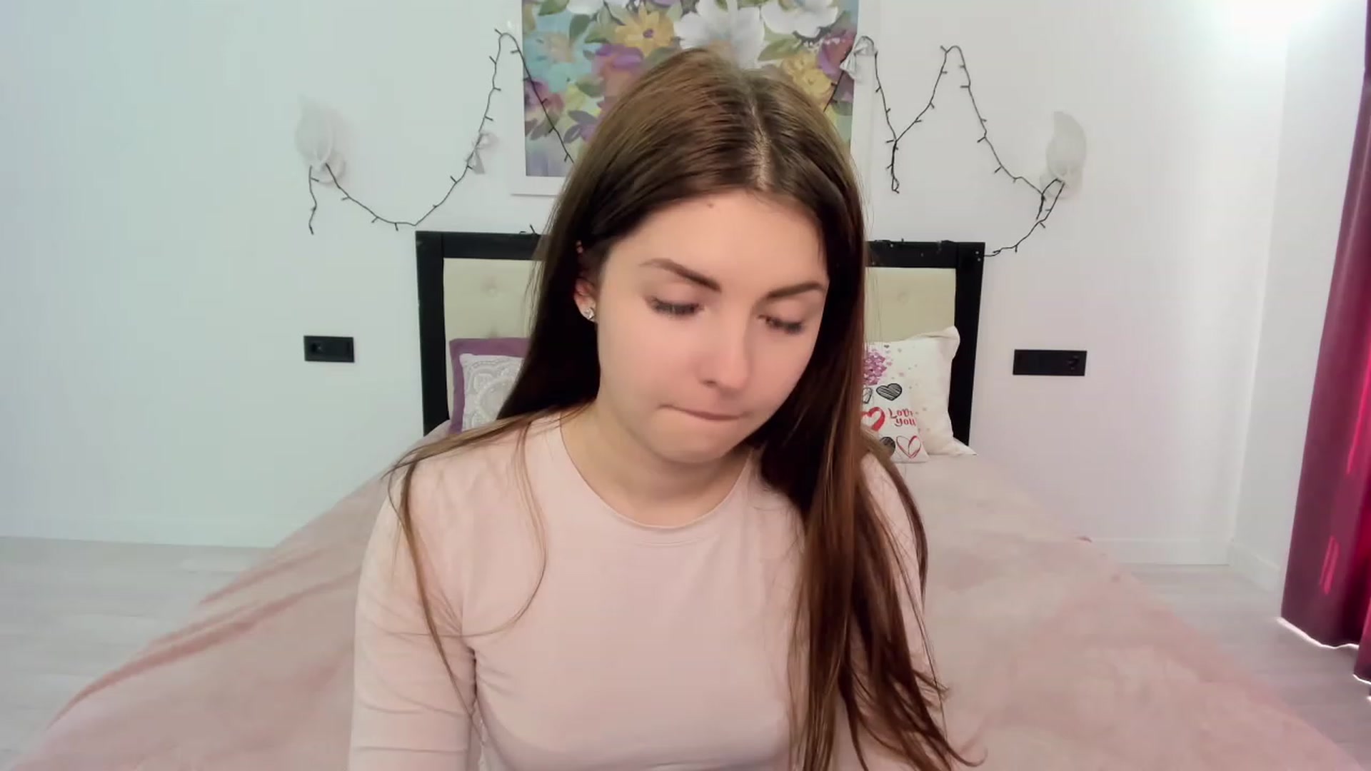 Gallery image thumbnail from Miriam_Mills's myfreecams stream on, 05/05/2023, 12:06 image 16 of 20