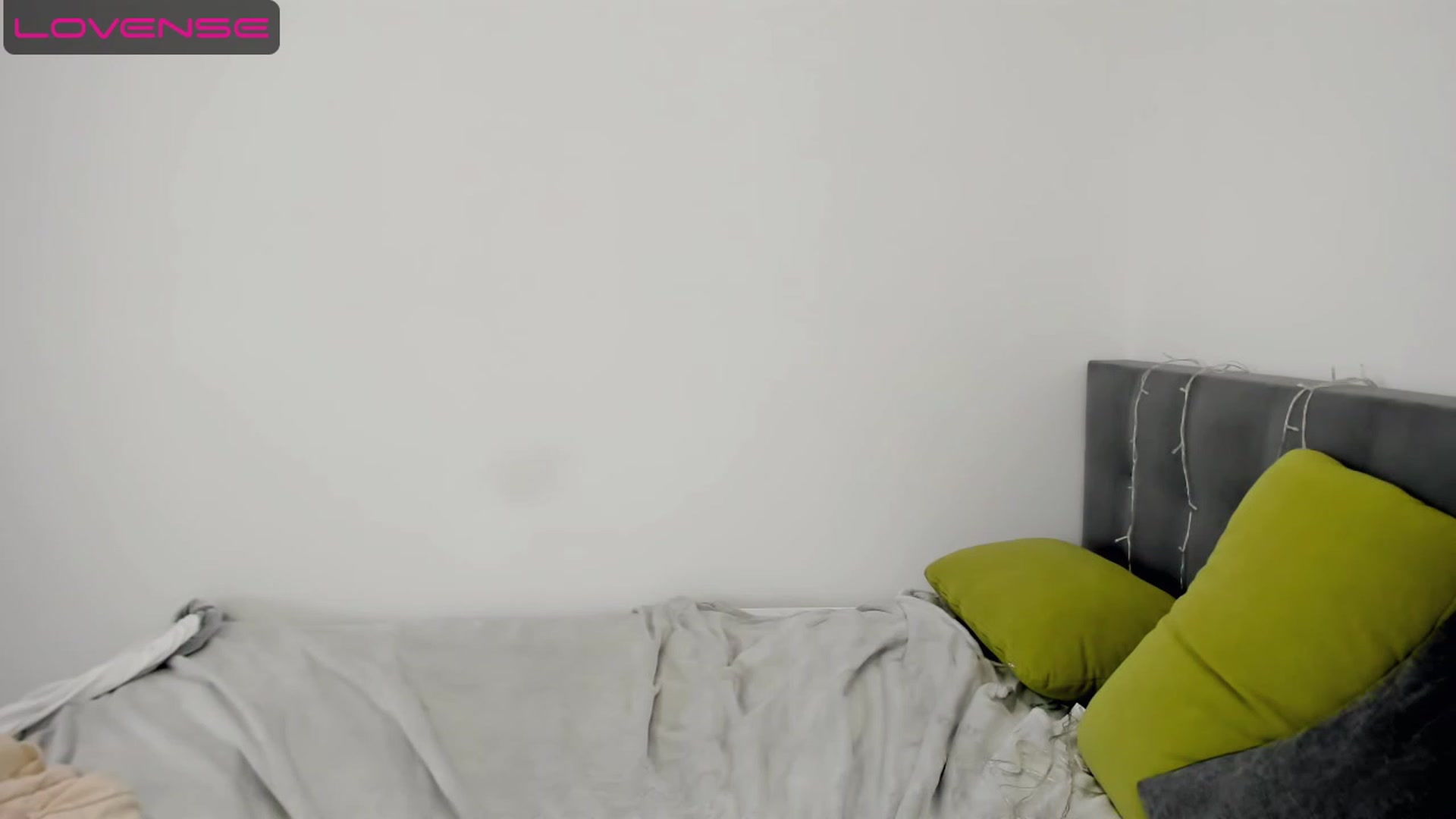 Gallery image thumbnail from Miriam_Mills's myfreecams stream on, 05/08/2023, 12:01 image 17 of 20