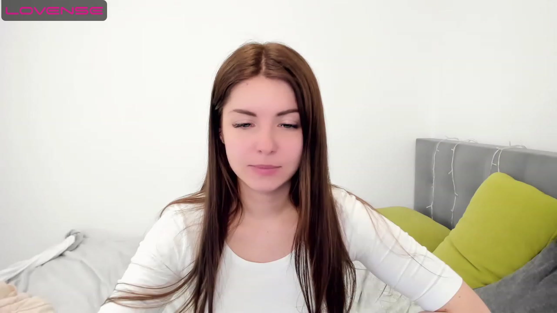 Gallery image thumbnail from Miriam_Mills's myfreecams stream on, 05/08/2023, 12:01 image 9 of 20