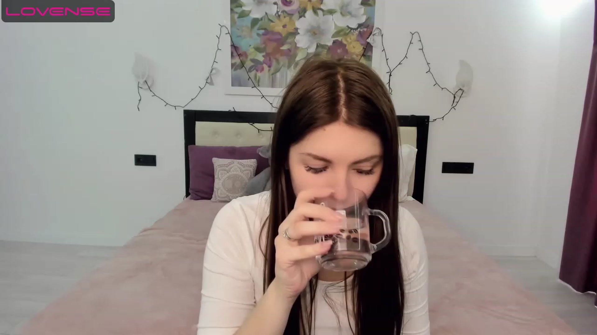 Gallery image thumbnail from Miriam_Mills's myfreecams stream on, 05/09/2023, 11:24 image 2 of 20