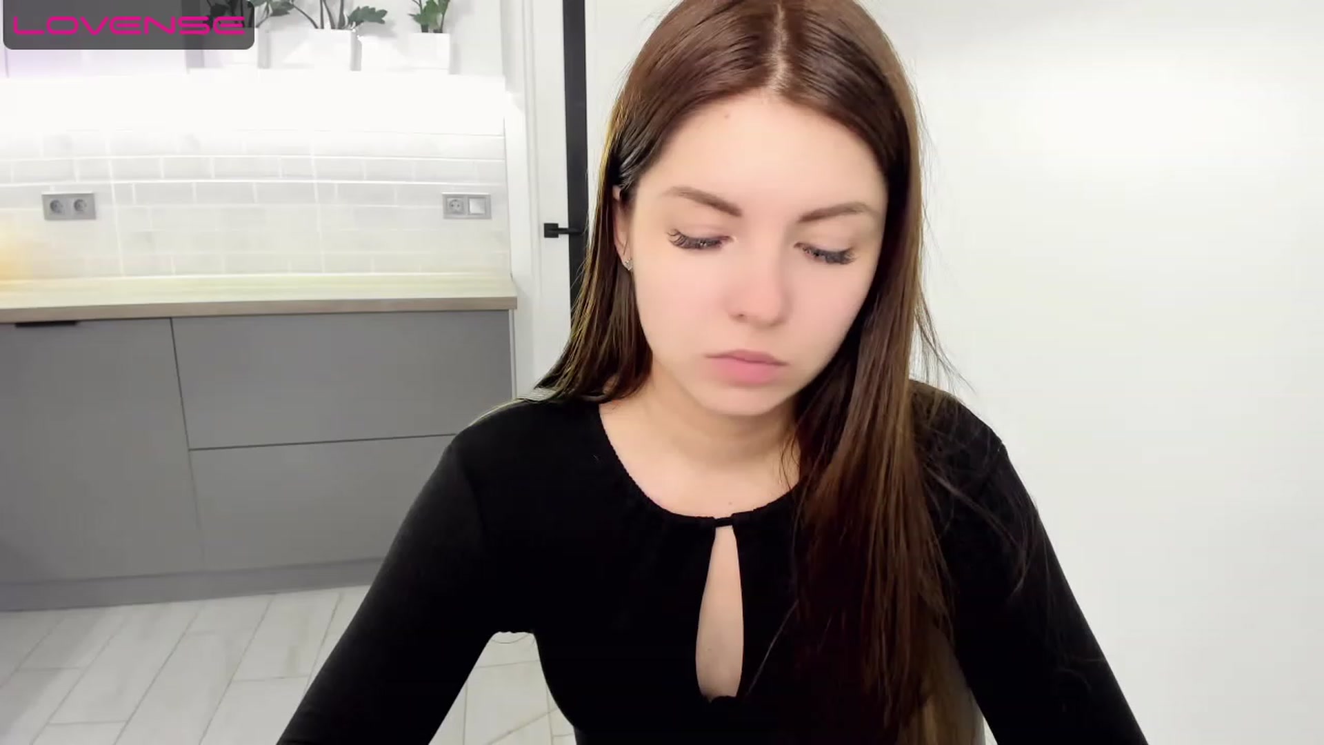 Gallery image thumbnail from Miriam_Mills's myfreecams stream on, 05/10/2023, 09:11 image 4 of 20