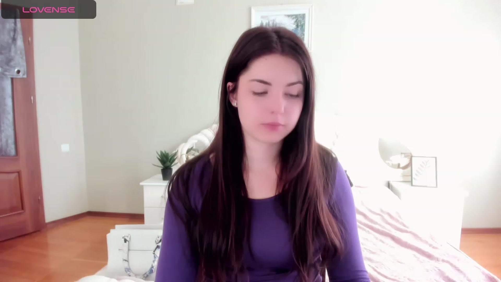 Gallery image thumbnail from Miriam_Mills's myfreecams stream on, 10/17/2023, 10:21 image 2 of 20