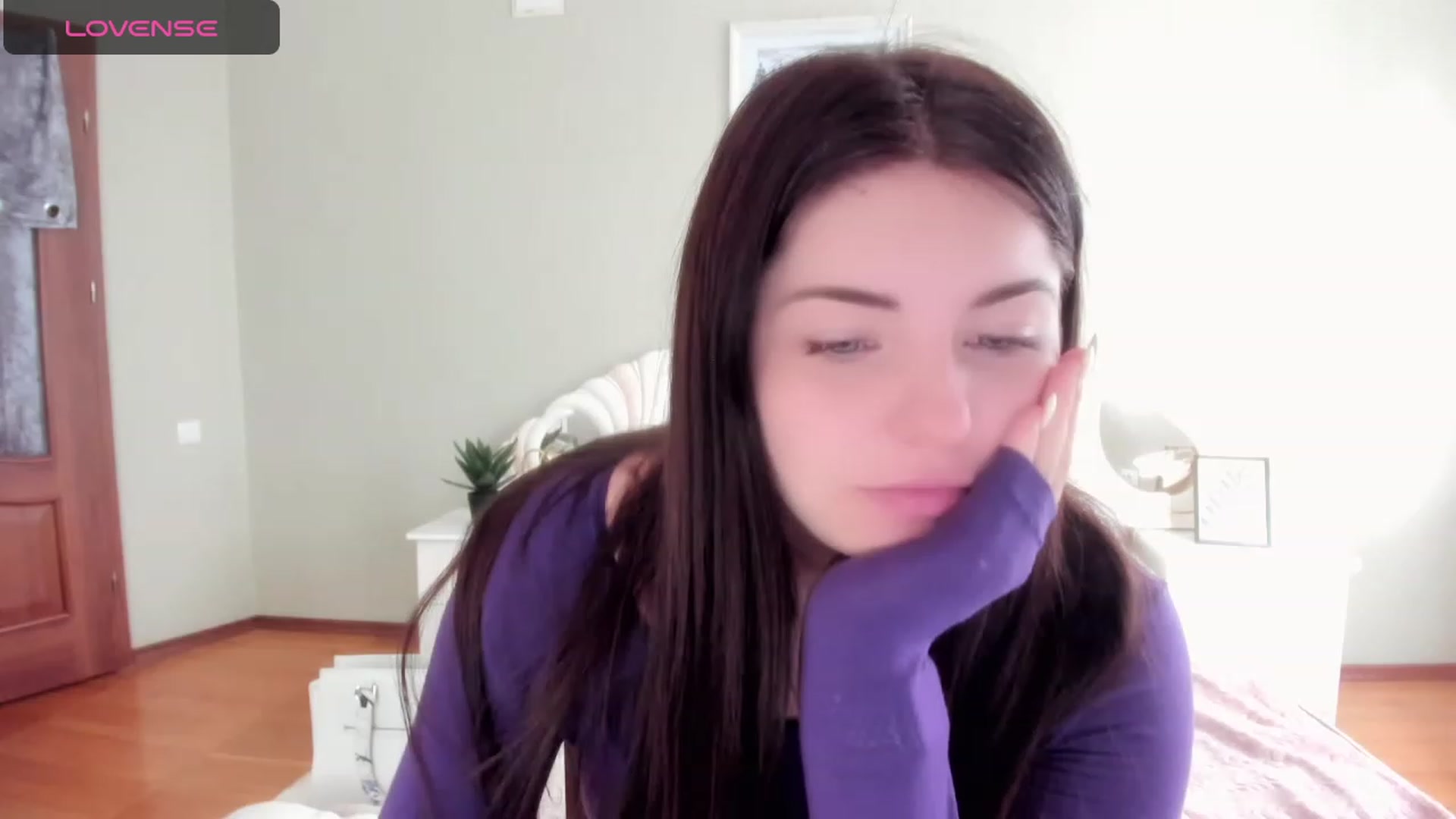 Gallery image thumbnail from Miriam_Mills's myfreecams stream on, 10/17/2023, 10:21 image 6 of 20