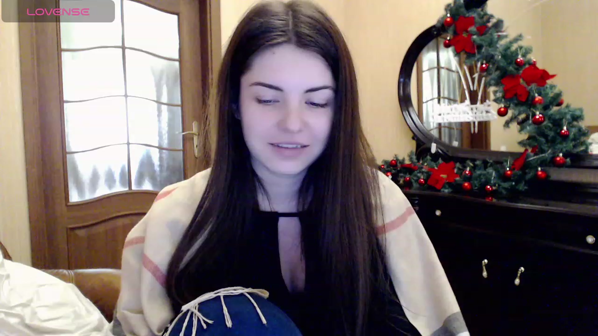 Gallery image thumbnail from Miriam_Mills's myfreecams stream on, 12/26/2023, 10:28 image 3 of 20