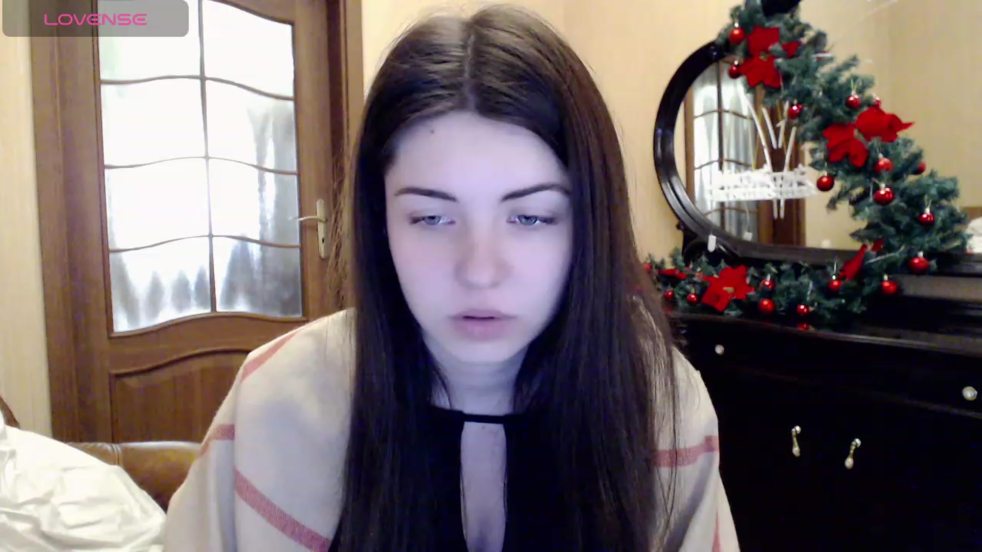 Gallery image thumbnail from Miriam_Mills's myfreecams stream on, 12/26/2023, 10:28 image 9 of 20