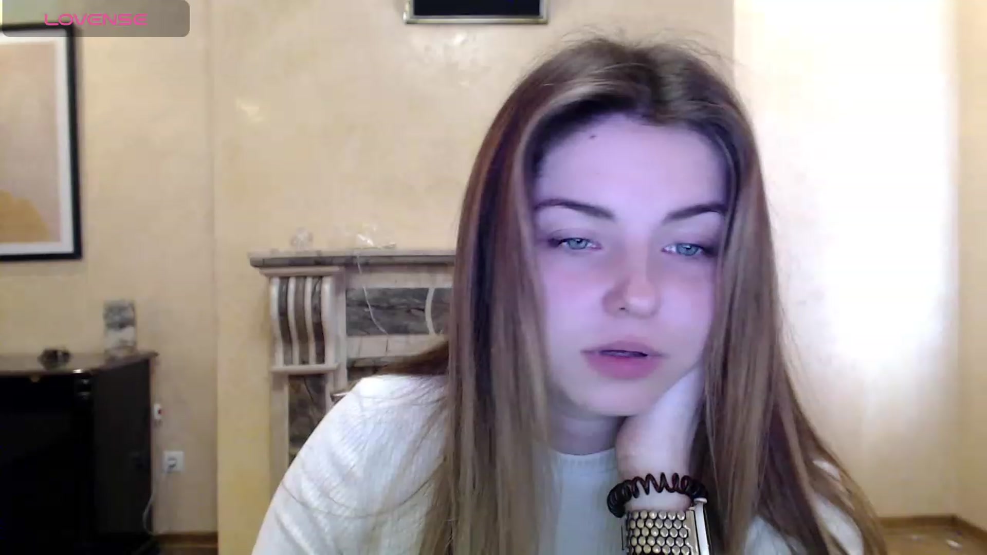 Gallery image thumbnail from Miriam_Mills's myfreecams stream on, 02/12/2024, 10:41 image 8 of 20