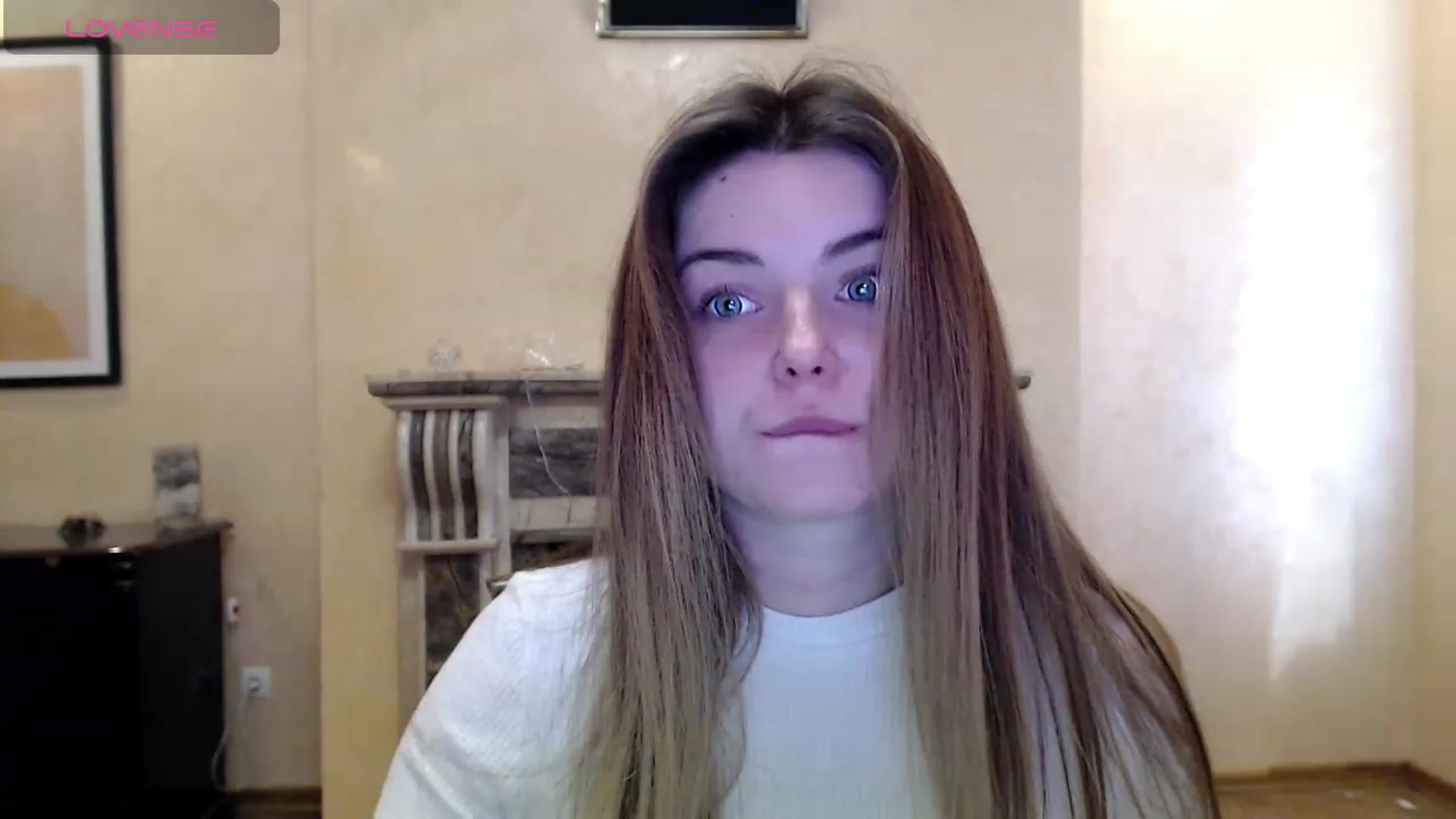 Gallery image thumbnail from Miriam_Mills's myfreecams stream on, 02/12/2024, 10:41 image 9 of 20