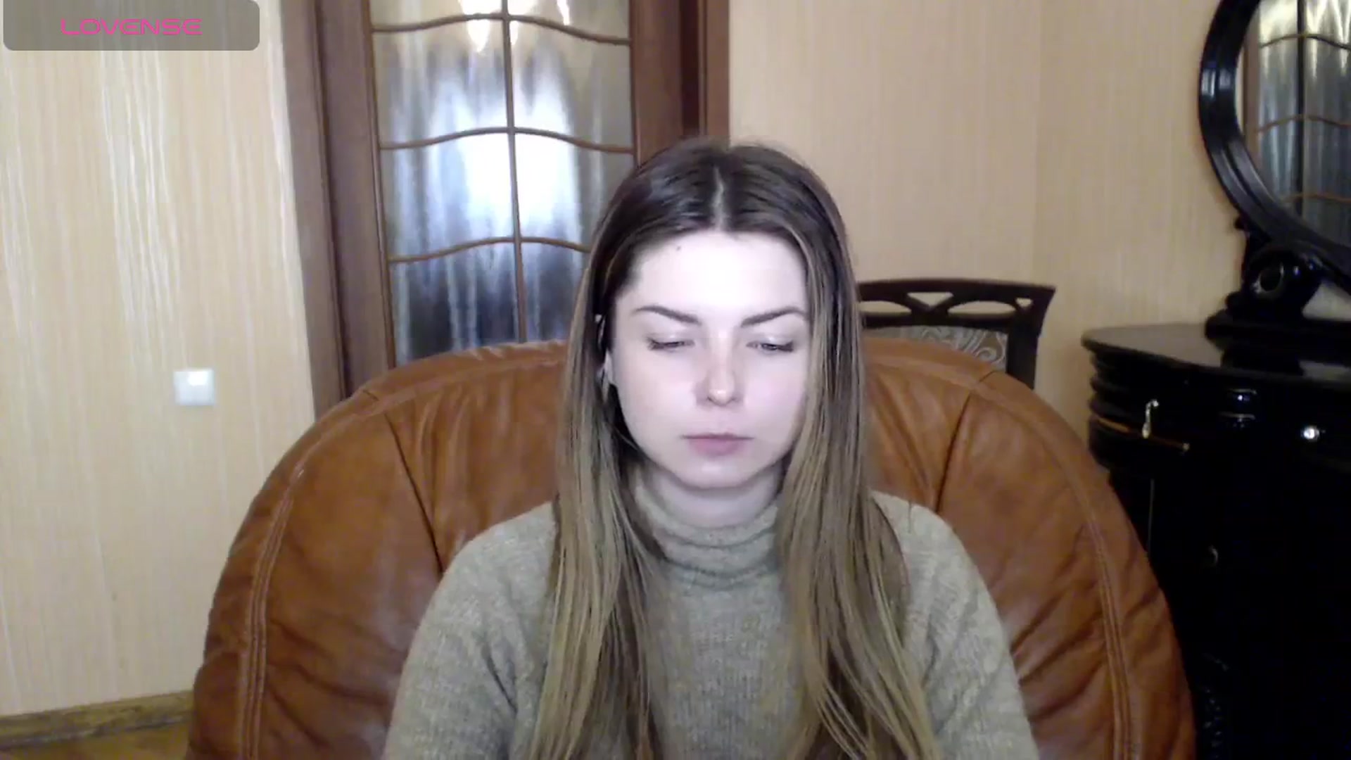 Gallery image thumbnail from Miriam_Mills's myfreecams stream on, 02/26/2024, 10:58 image 3 of 20