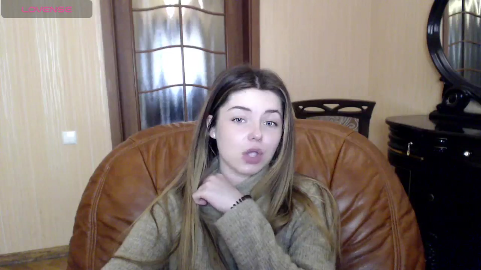 Gallery image thumbnail from Miriam_Mills's myfreecams stream on, 02/26/2024, 10:58 image 18 of 20