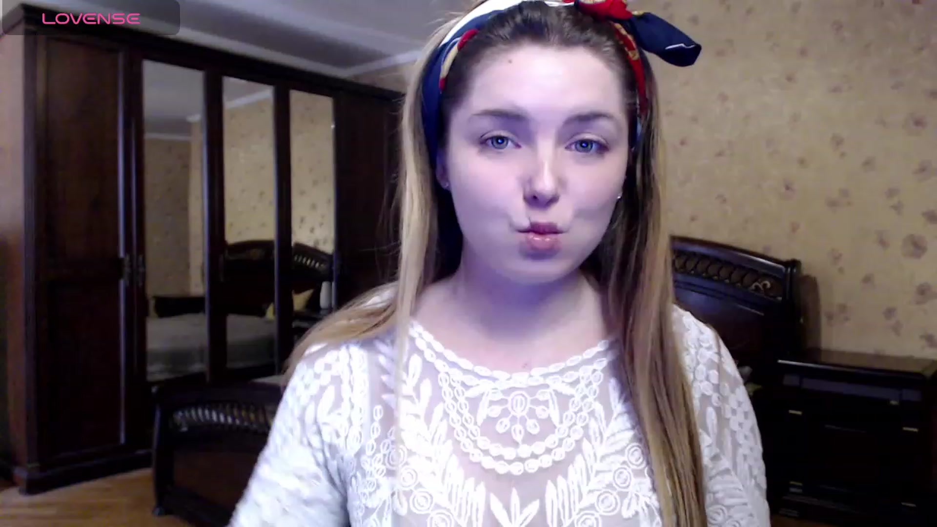 Gallery image thumbnail from Miriam_Mills's myfreecams stream on, 03/08/2024, 10:35 image 2 of 20
