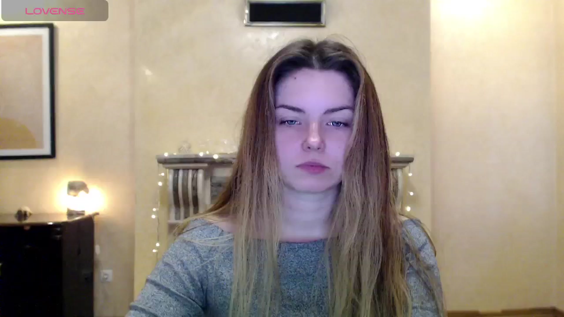 Gallery image thumbnail from Miriam_Mills's myfreecams stream on, 03/13/2024, 08:52 image 13 of 20